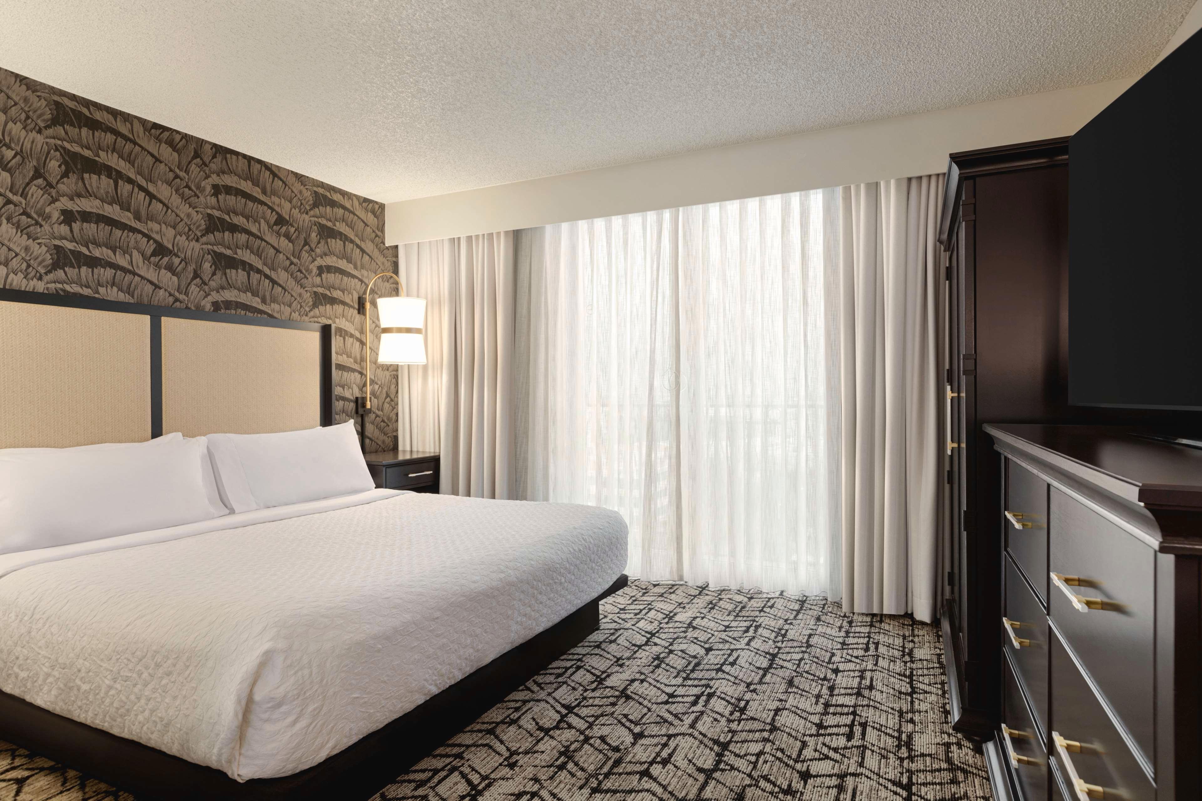 Double King Bed One Bedroom 