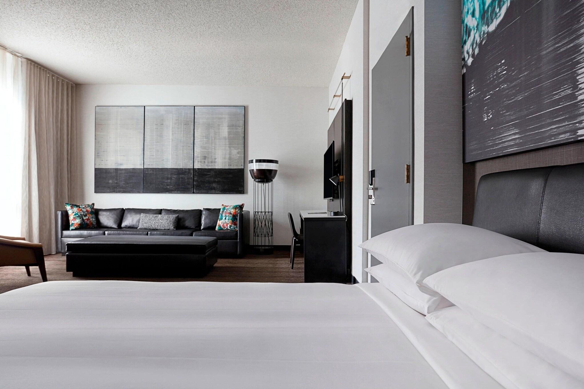 Suite Two Double Beds One Bedroom 