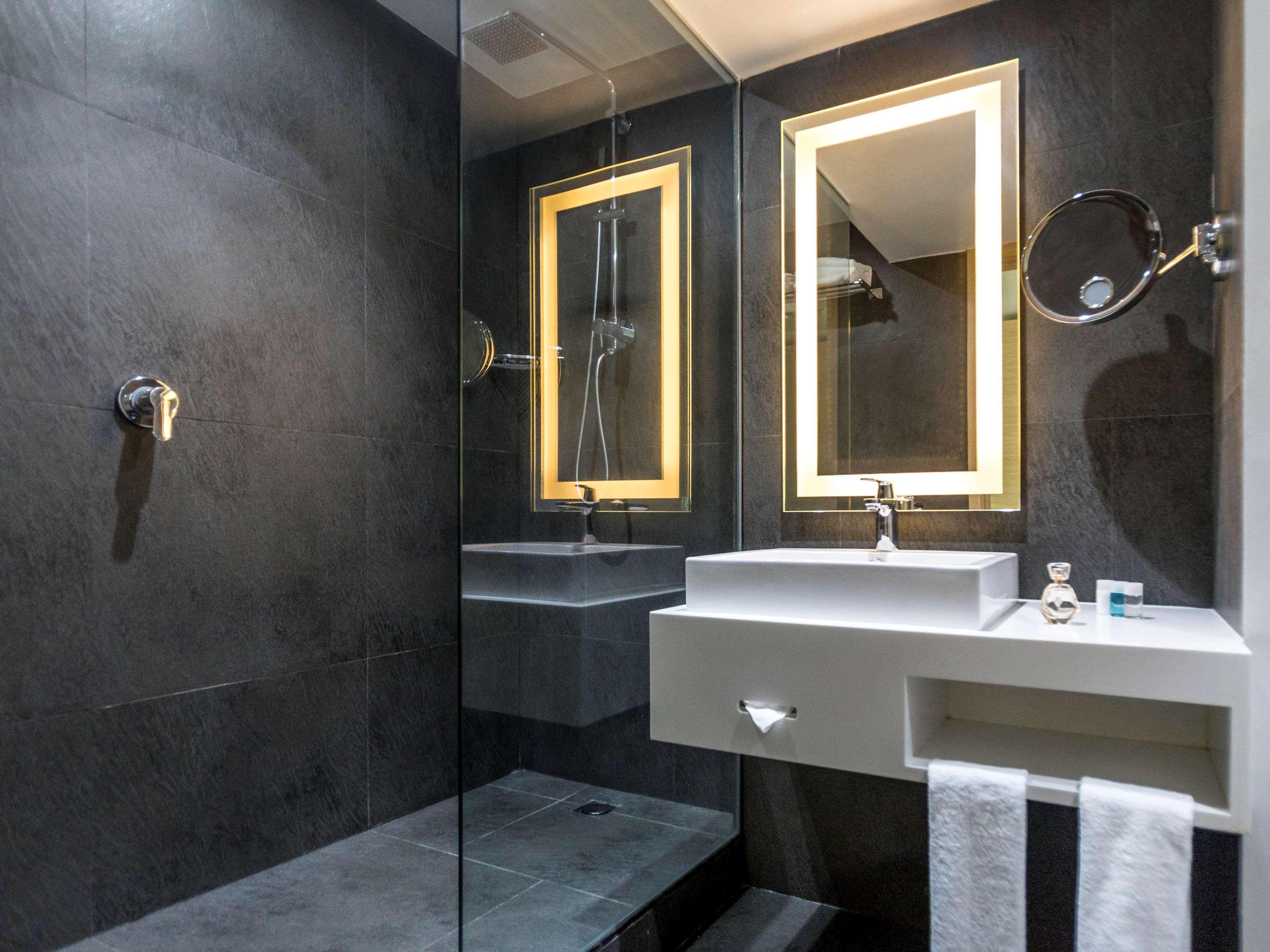 Double Executive 2 Double Beds