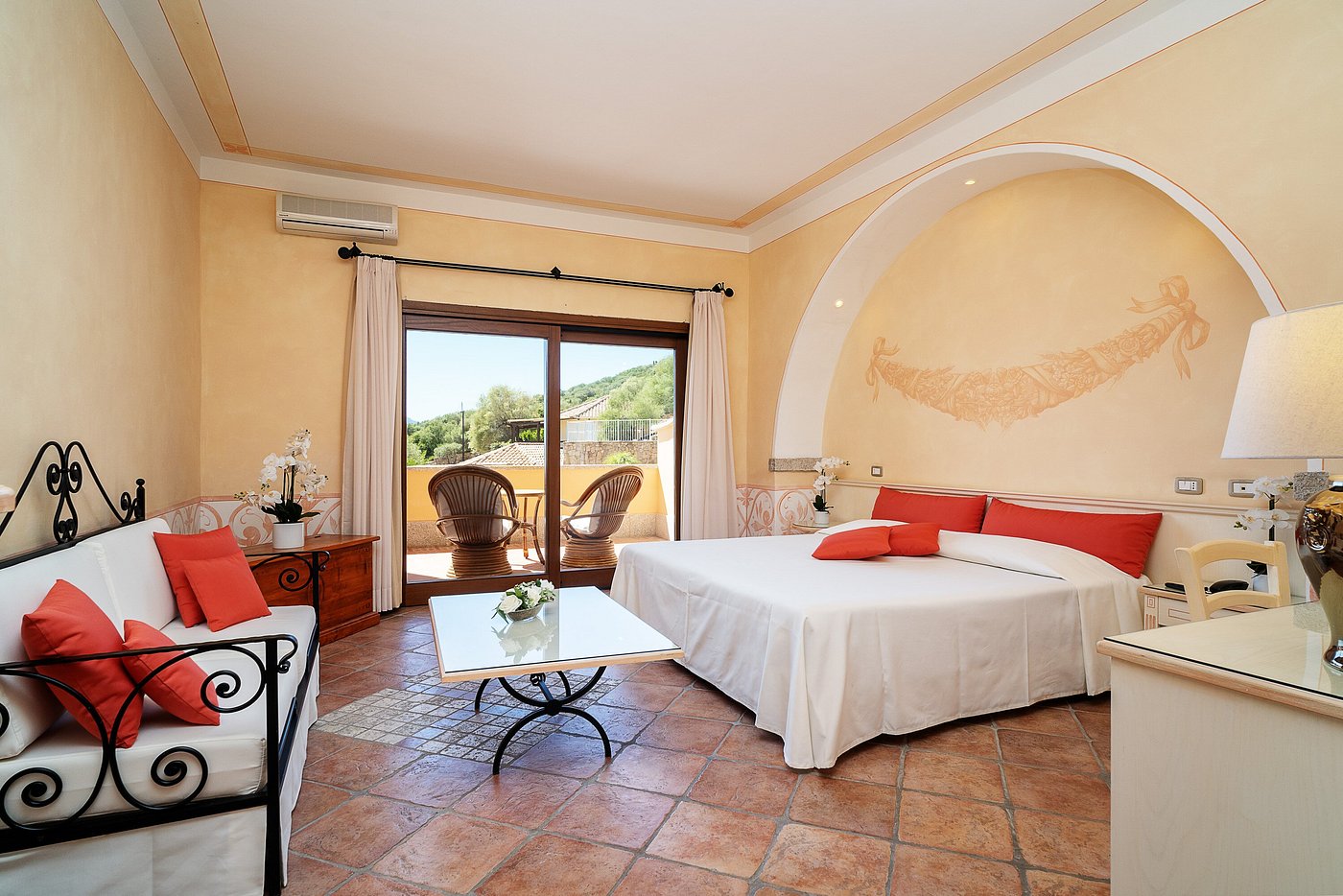 Double or Twin Standard