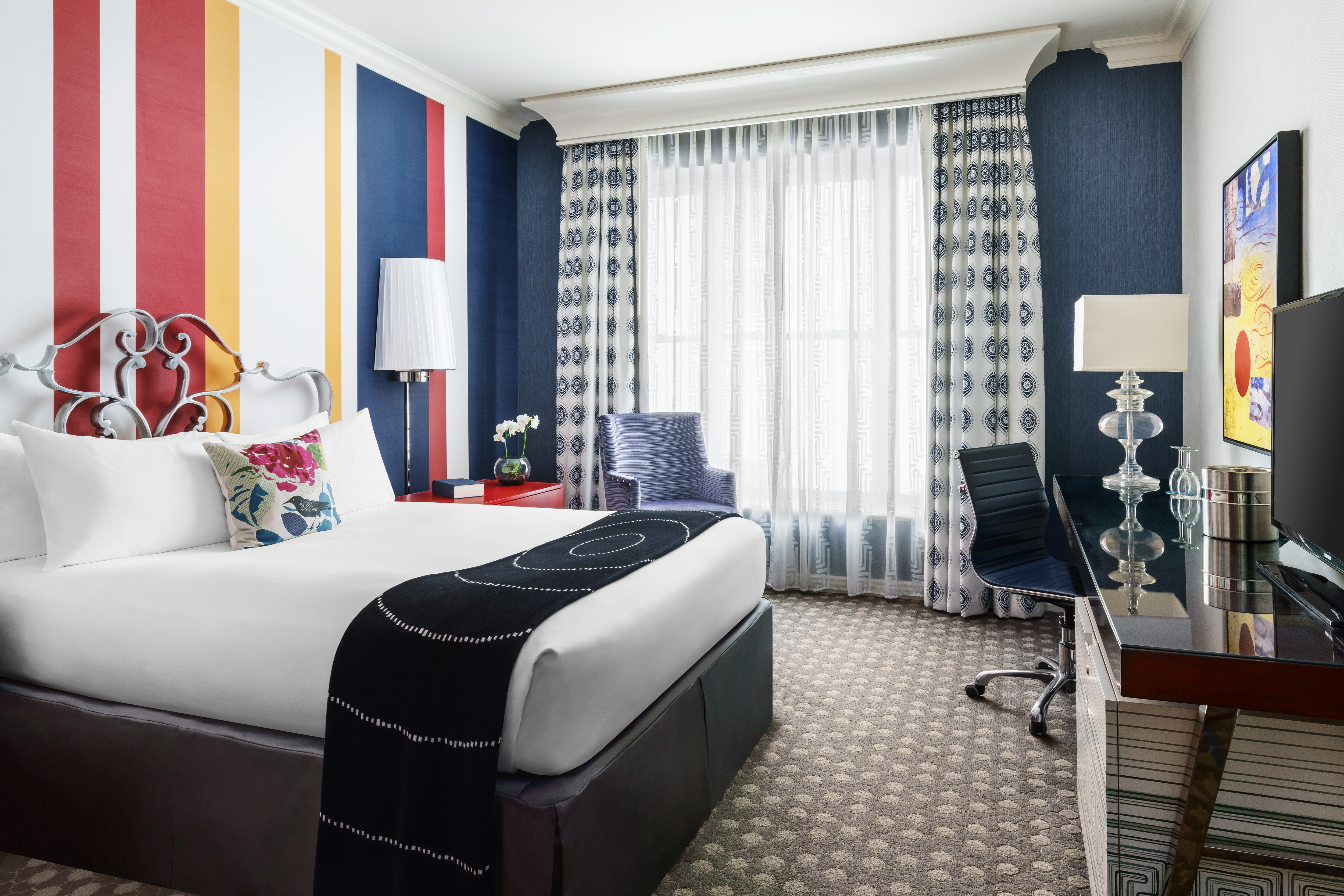 Double Deluxe Queen Bed