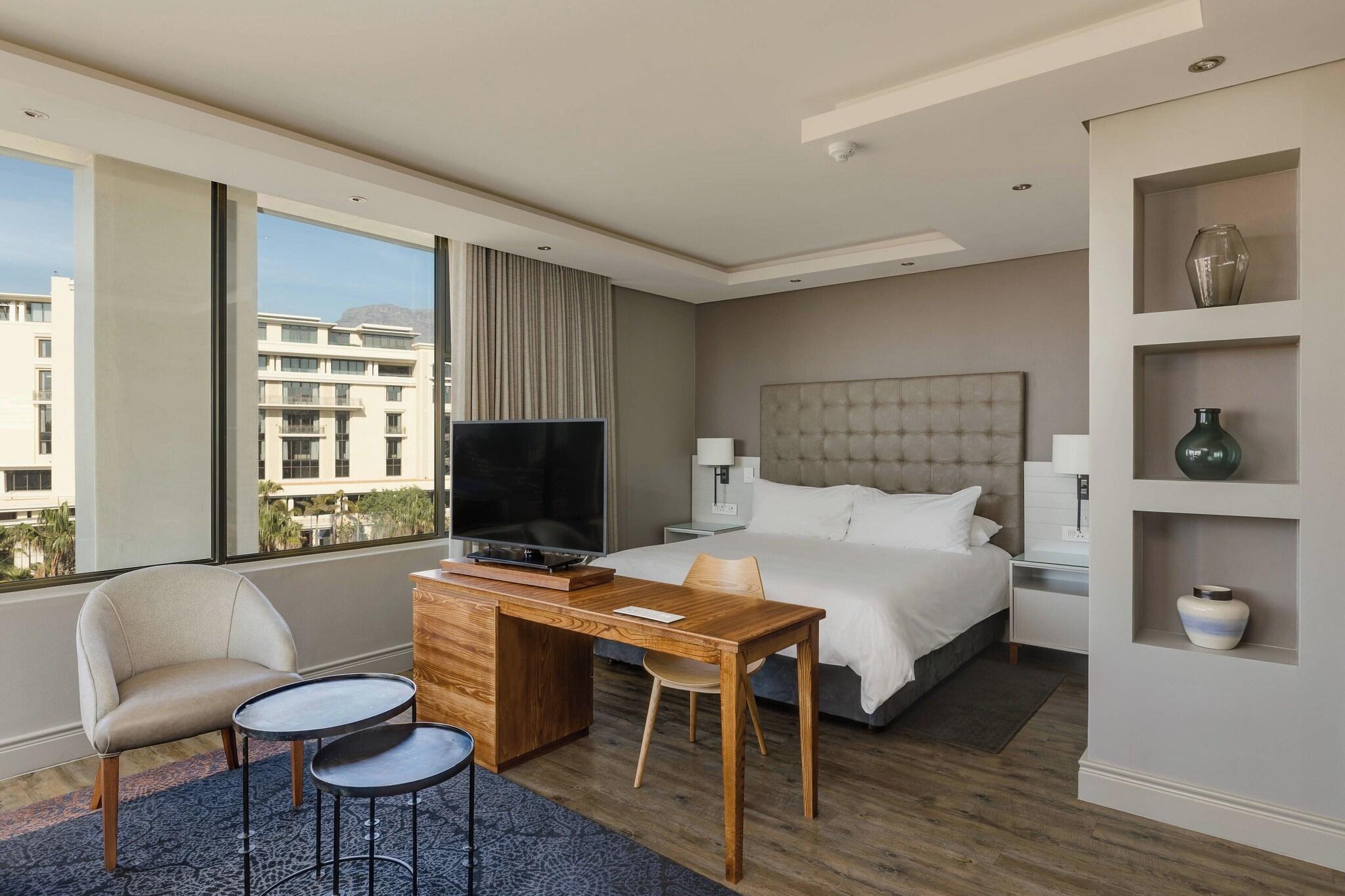 Junior Suite King Size Bed