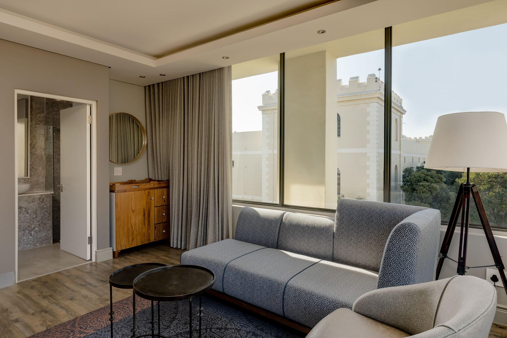 Junior Suite King Size Bed