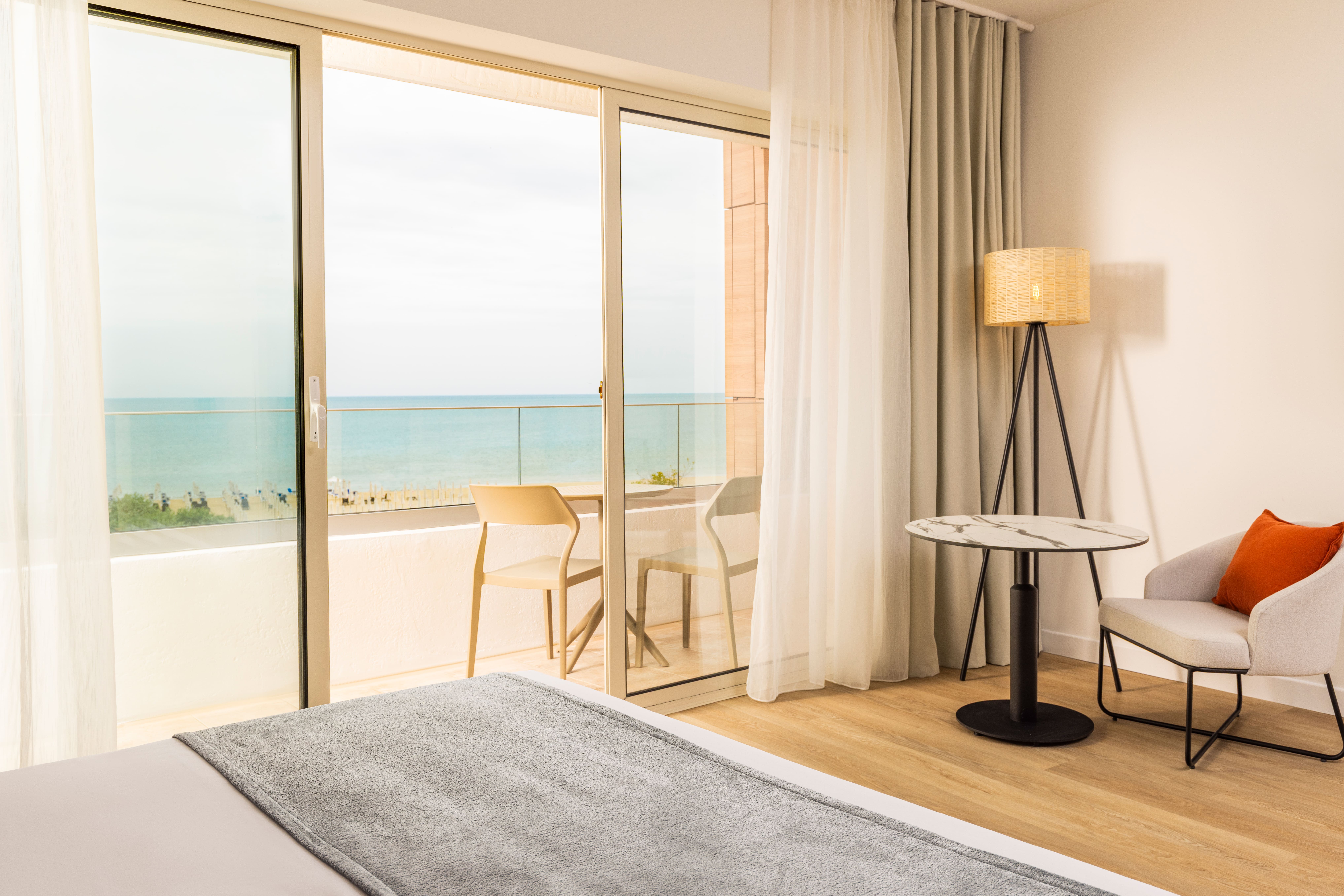 Double Single Sea View