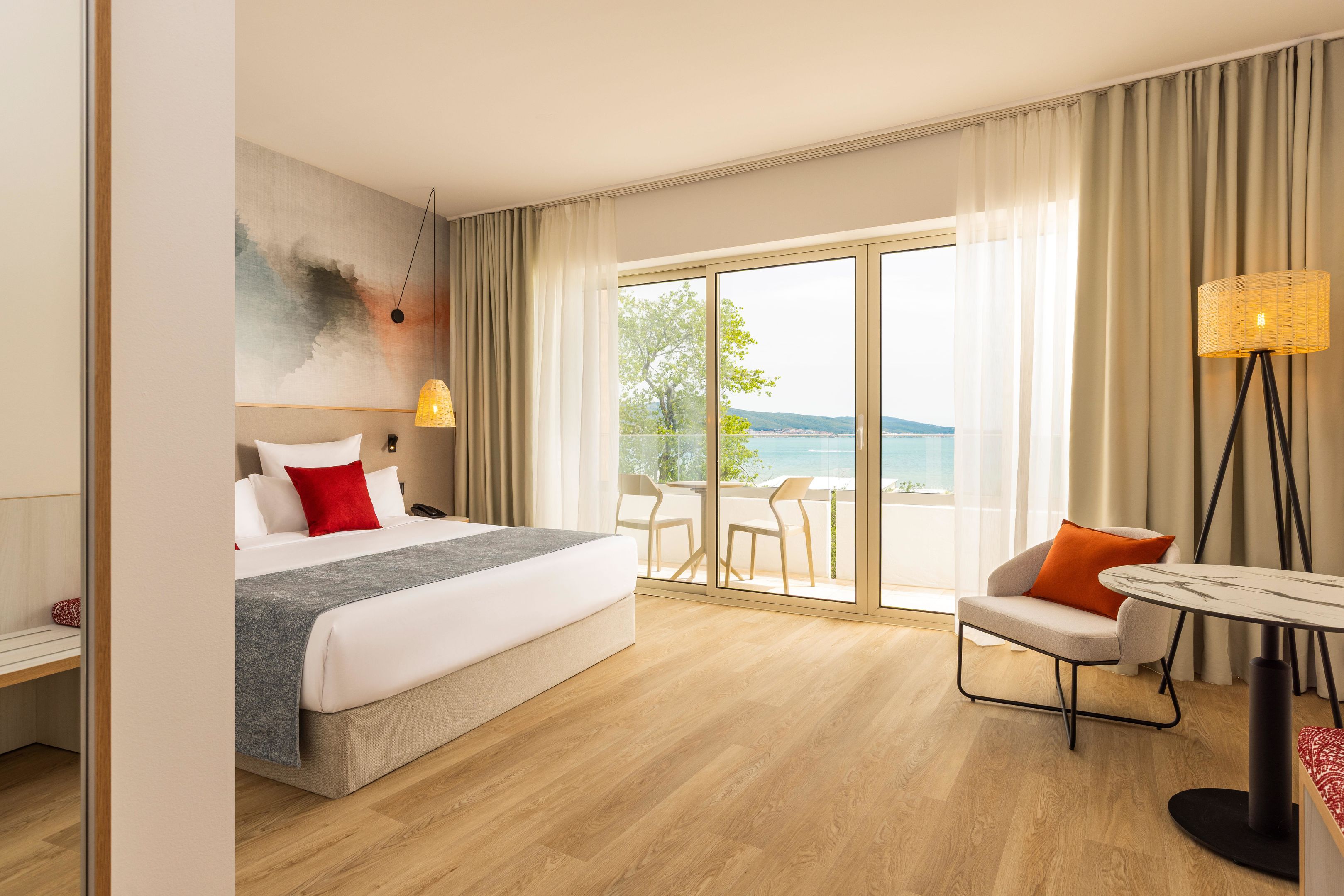 Double or Twin Superior Sea View