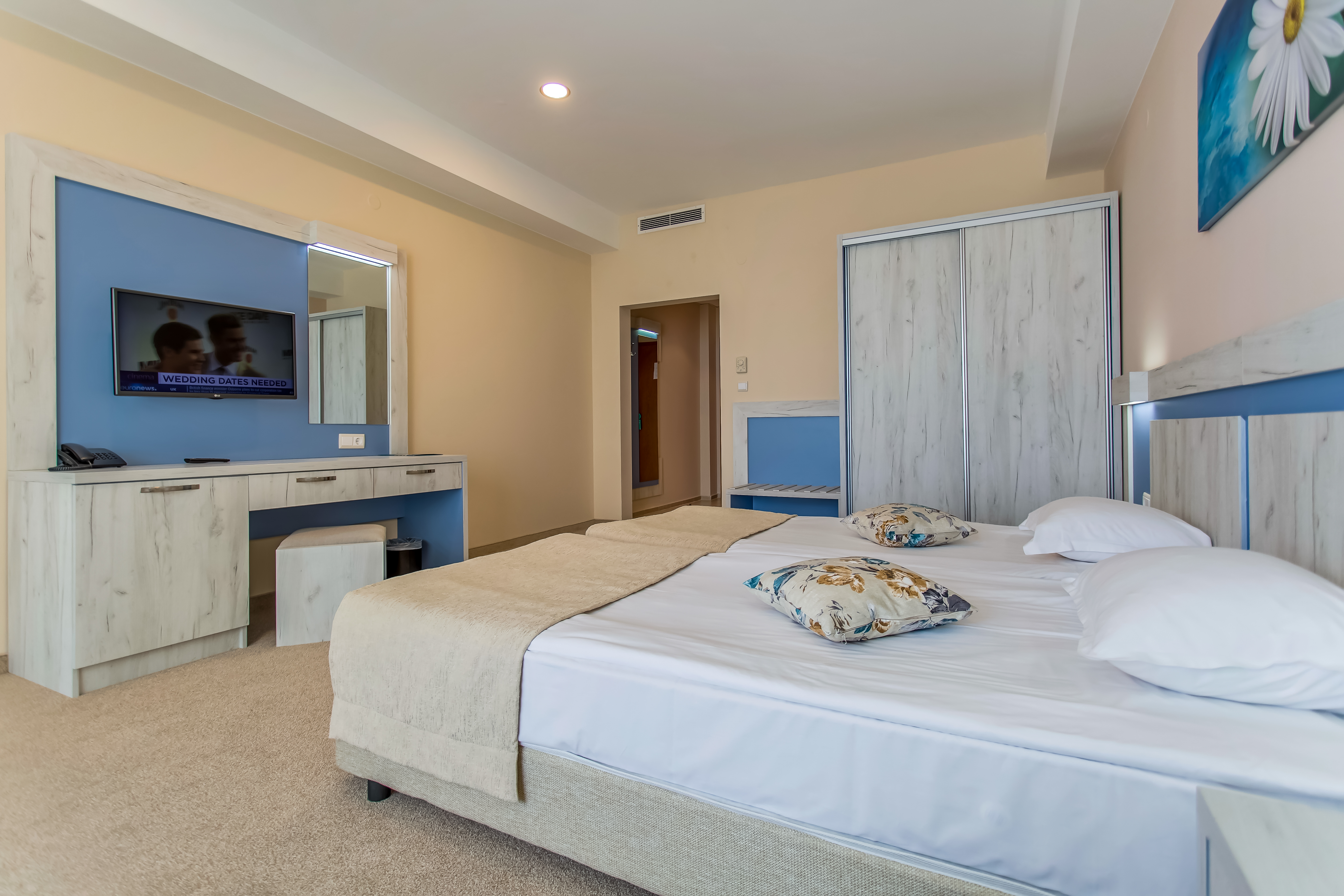 Double Single Premium with Views