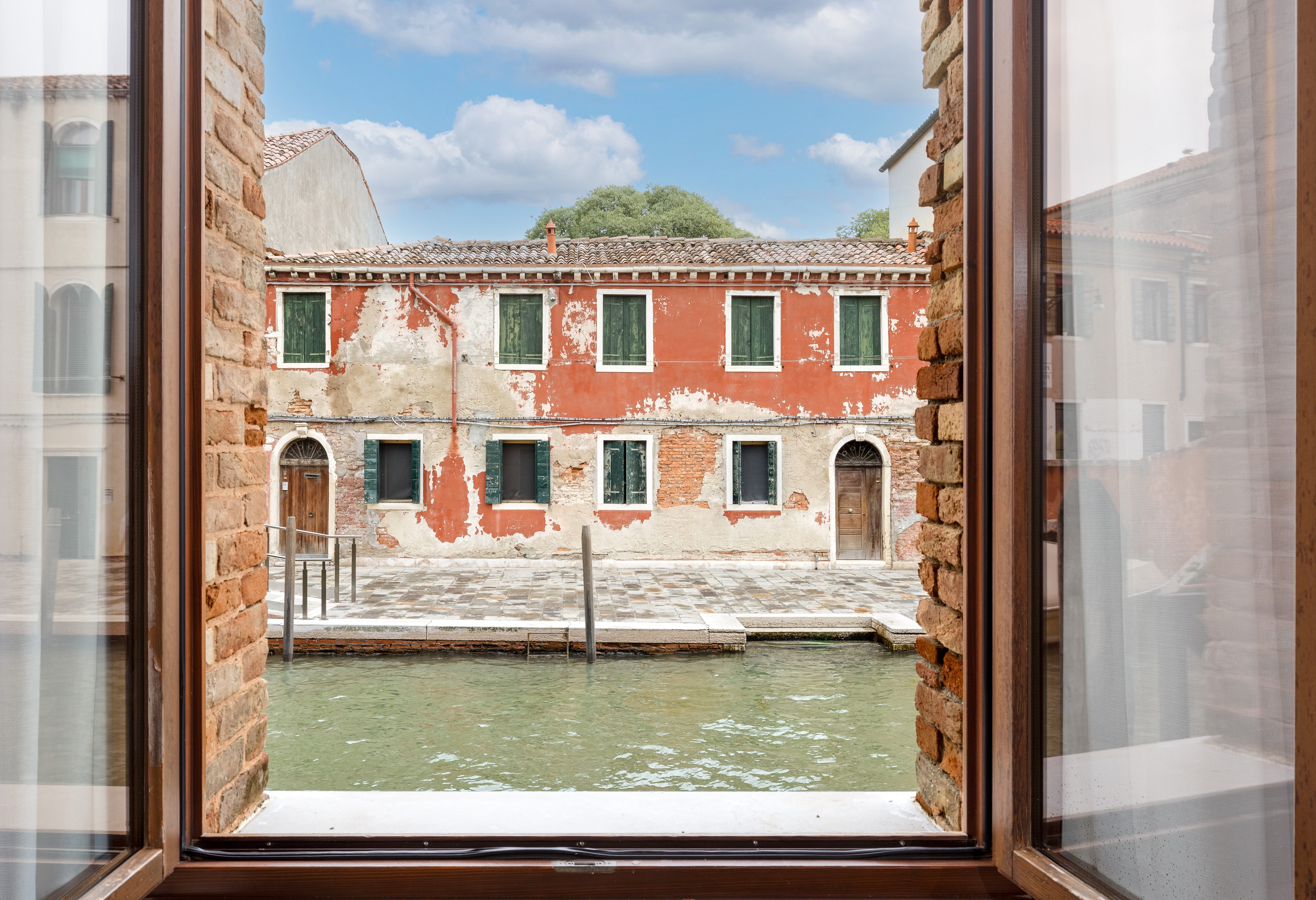 Double or Twin Deluxe Canal View