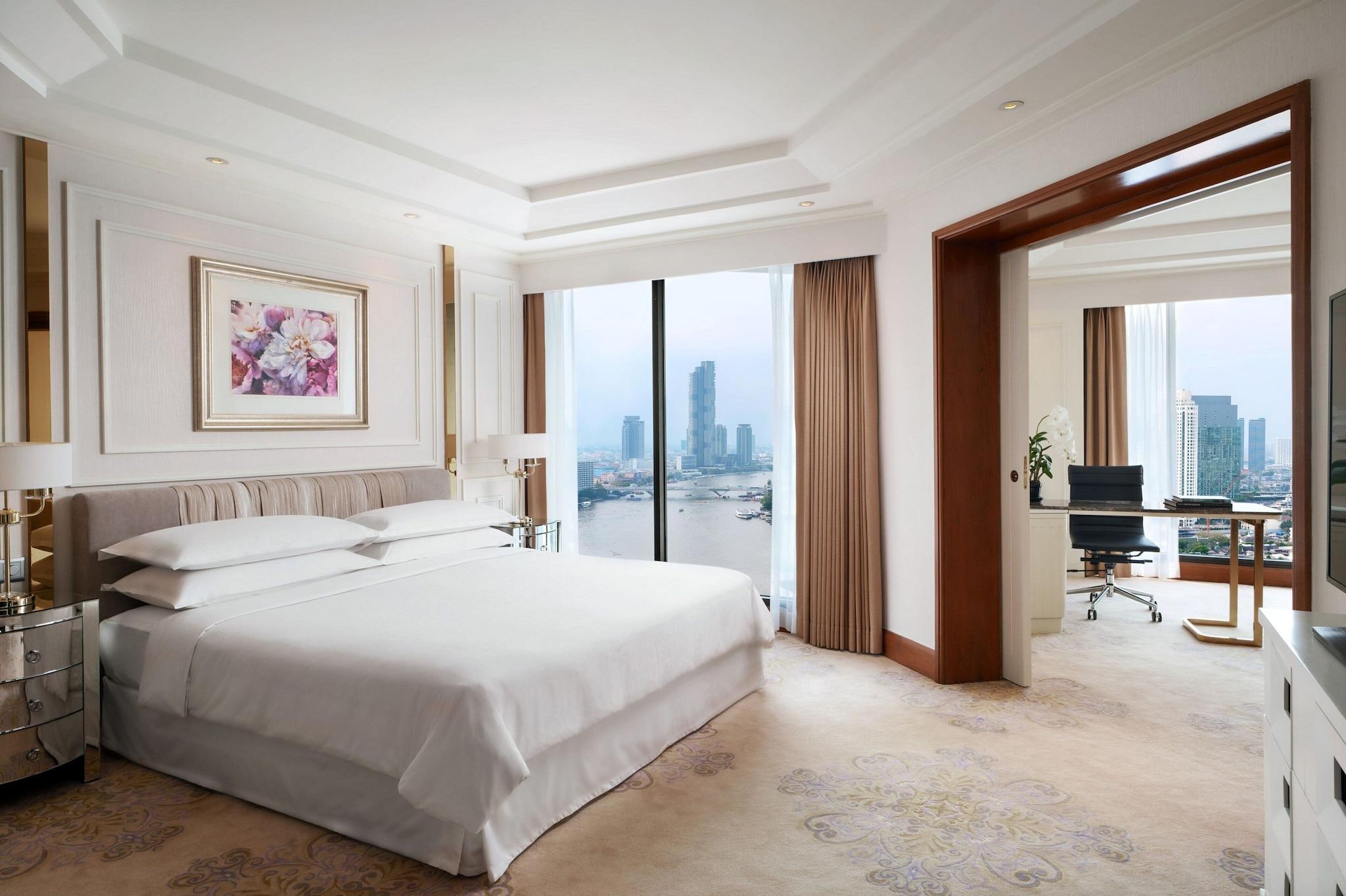 Suite King Bed One Bedroom 