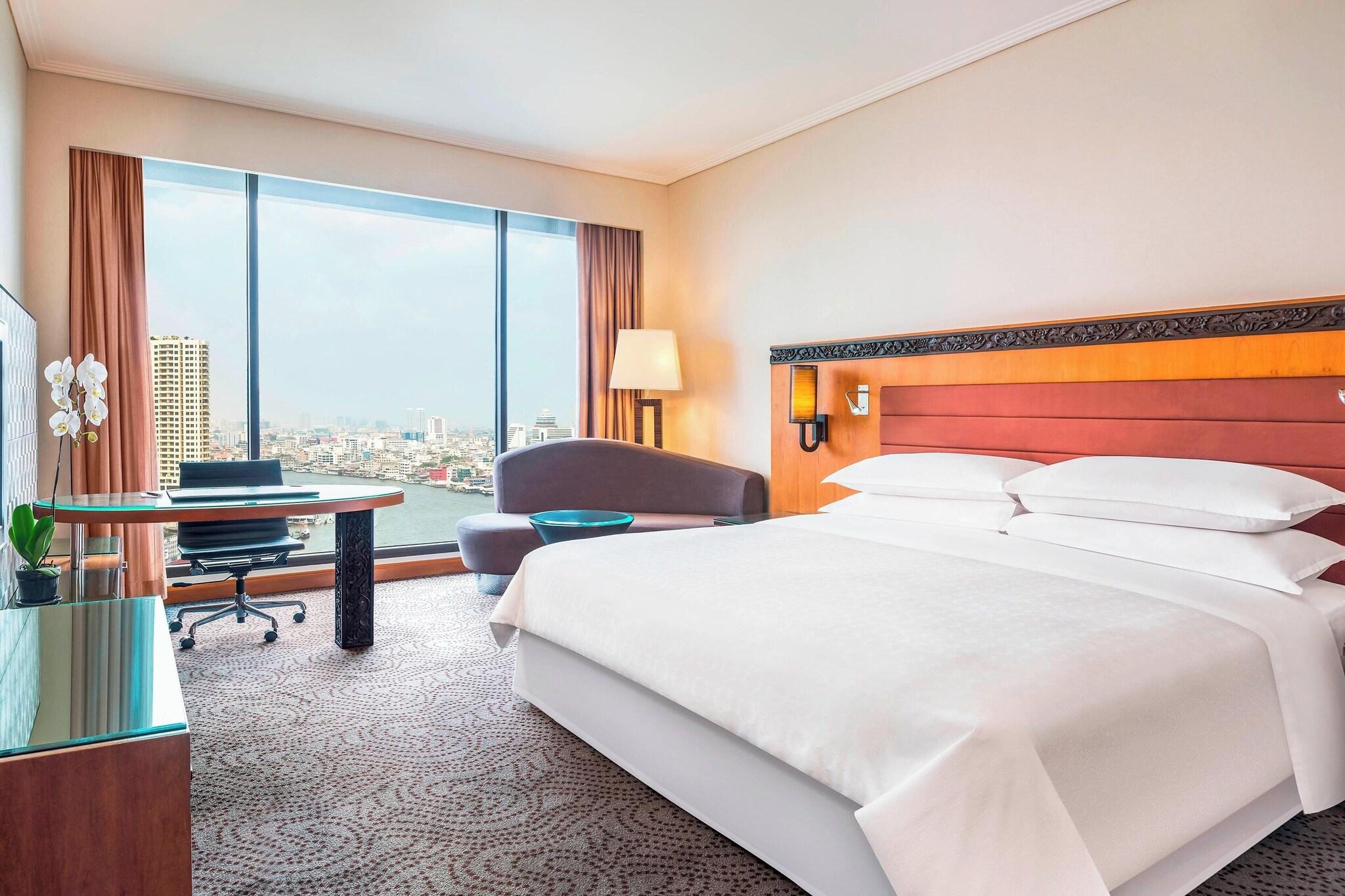 Double Executive King Bed