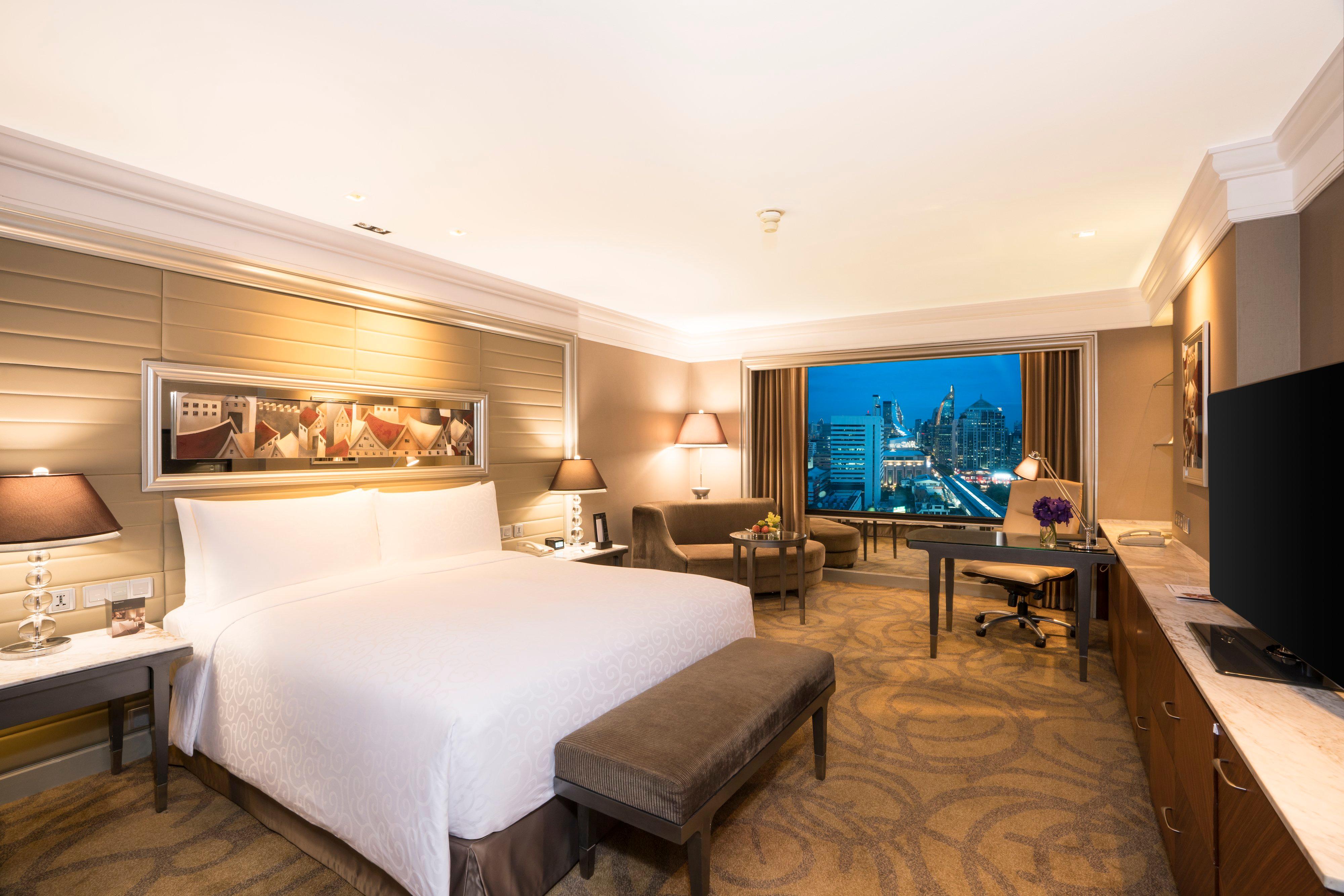 Double Club King Bed