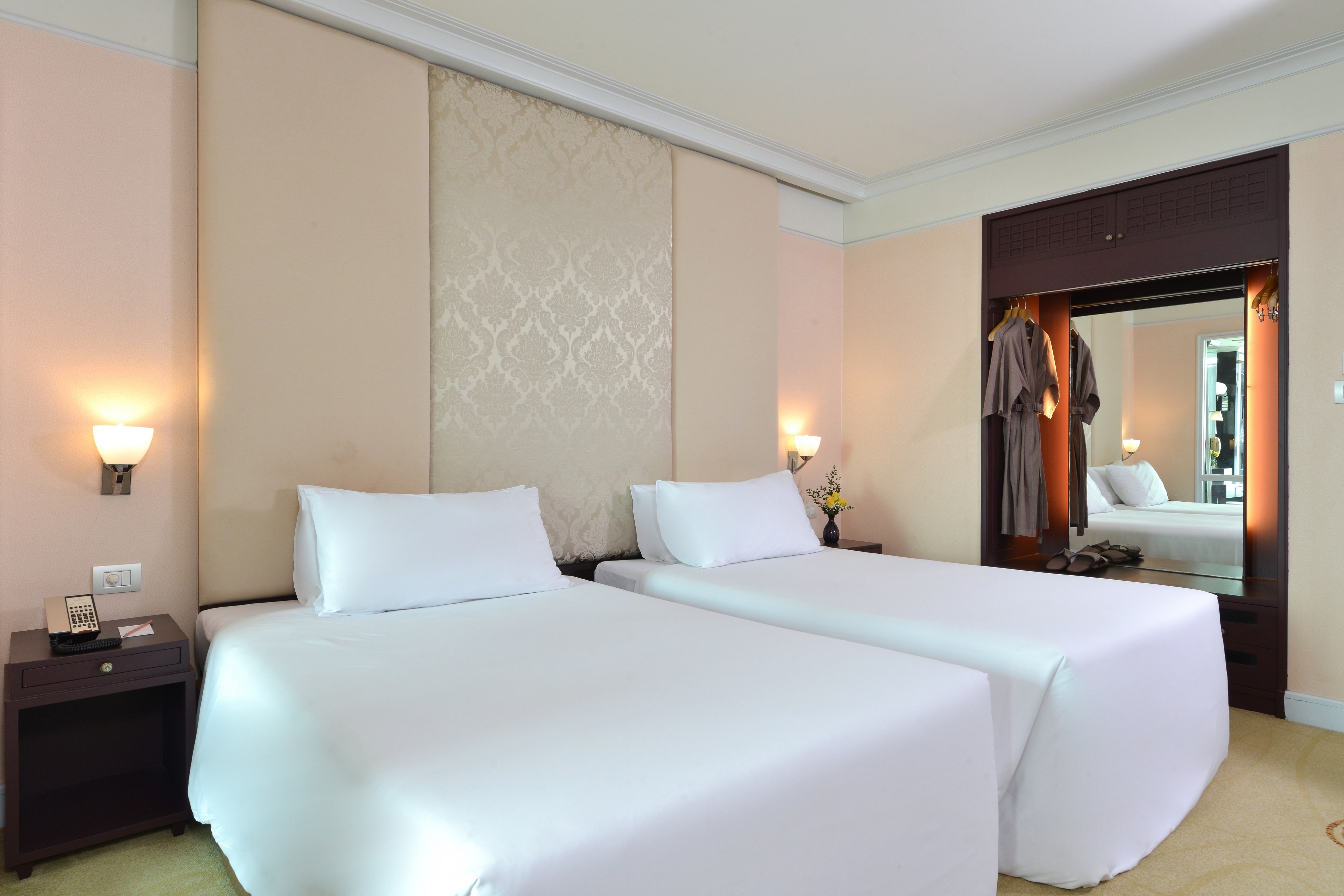 Double or Twin Superior