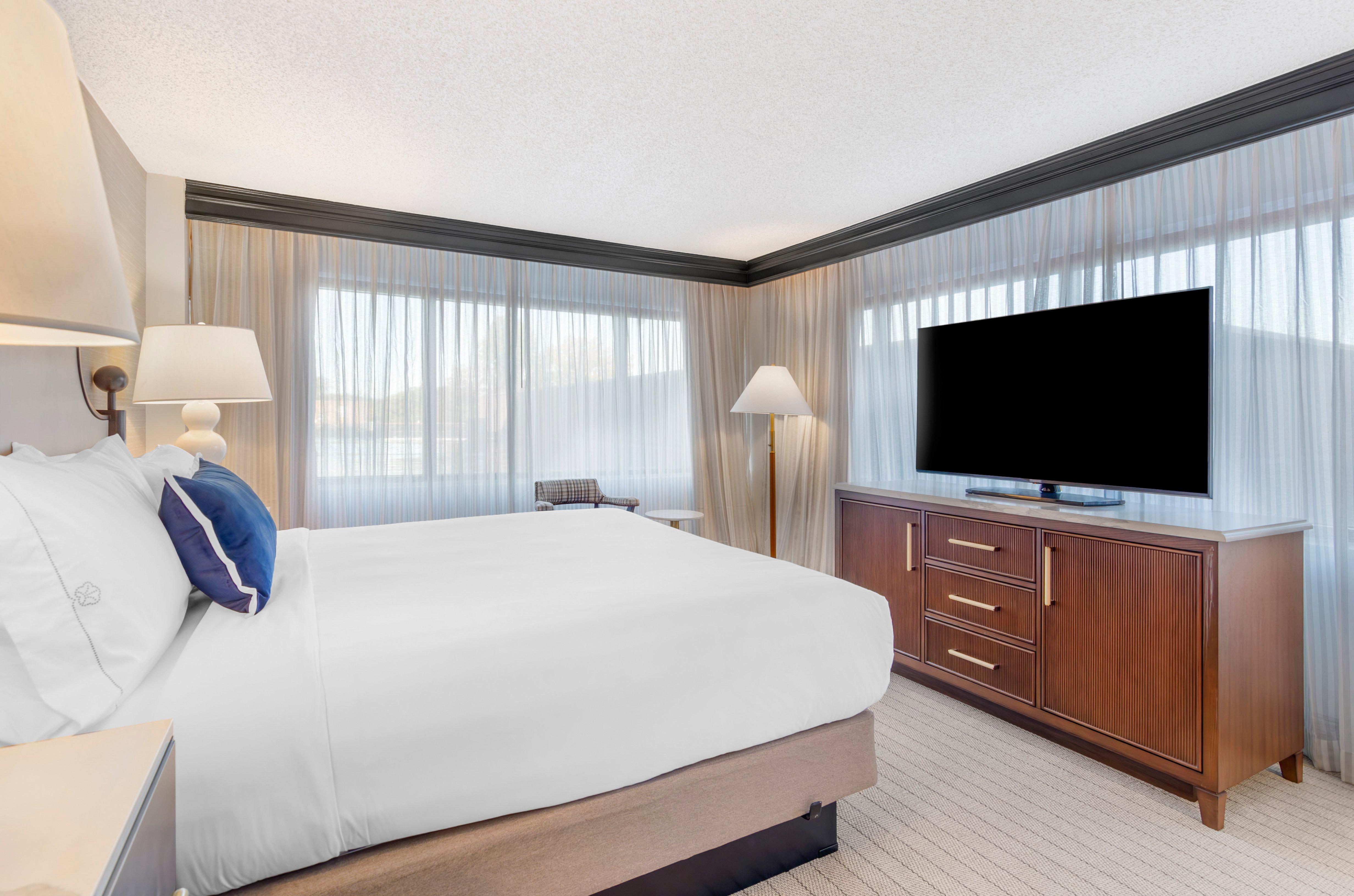 Double Deluxe King Bed