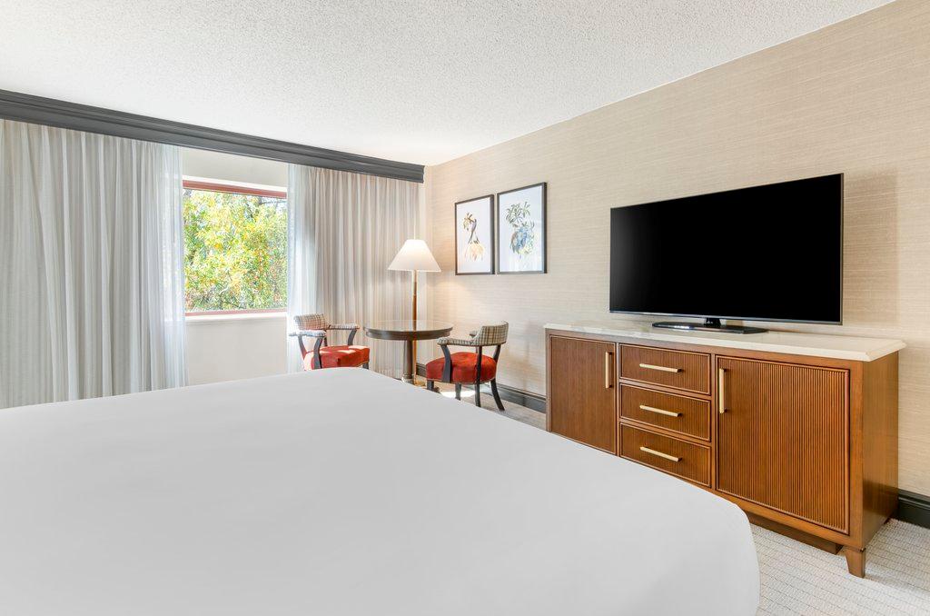 Double Accessible-queen Size Bed