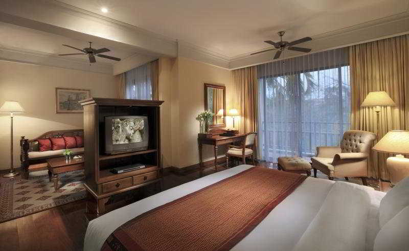 Junior Suite King Size Bed