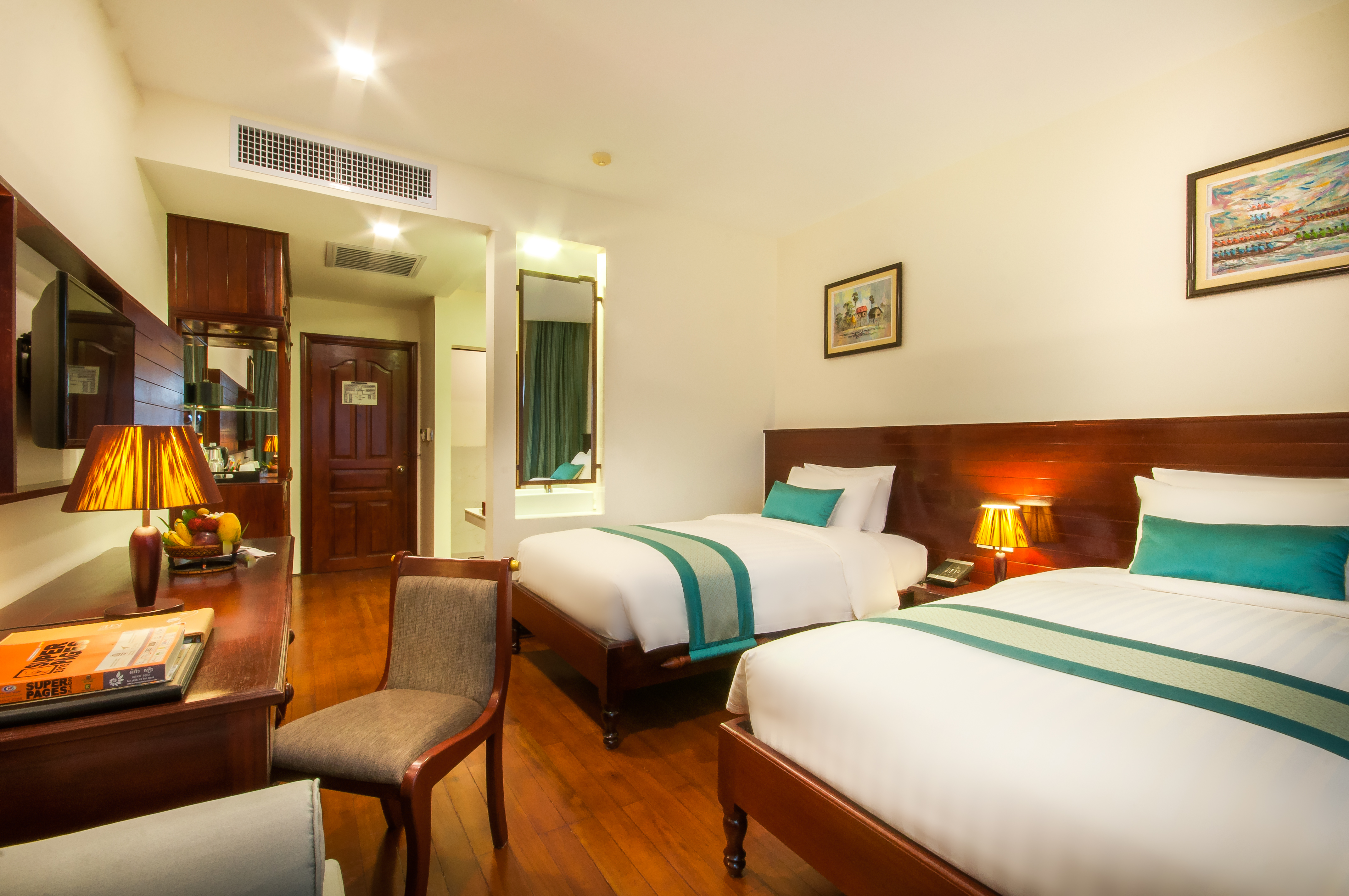 Double or Twin Deluxe