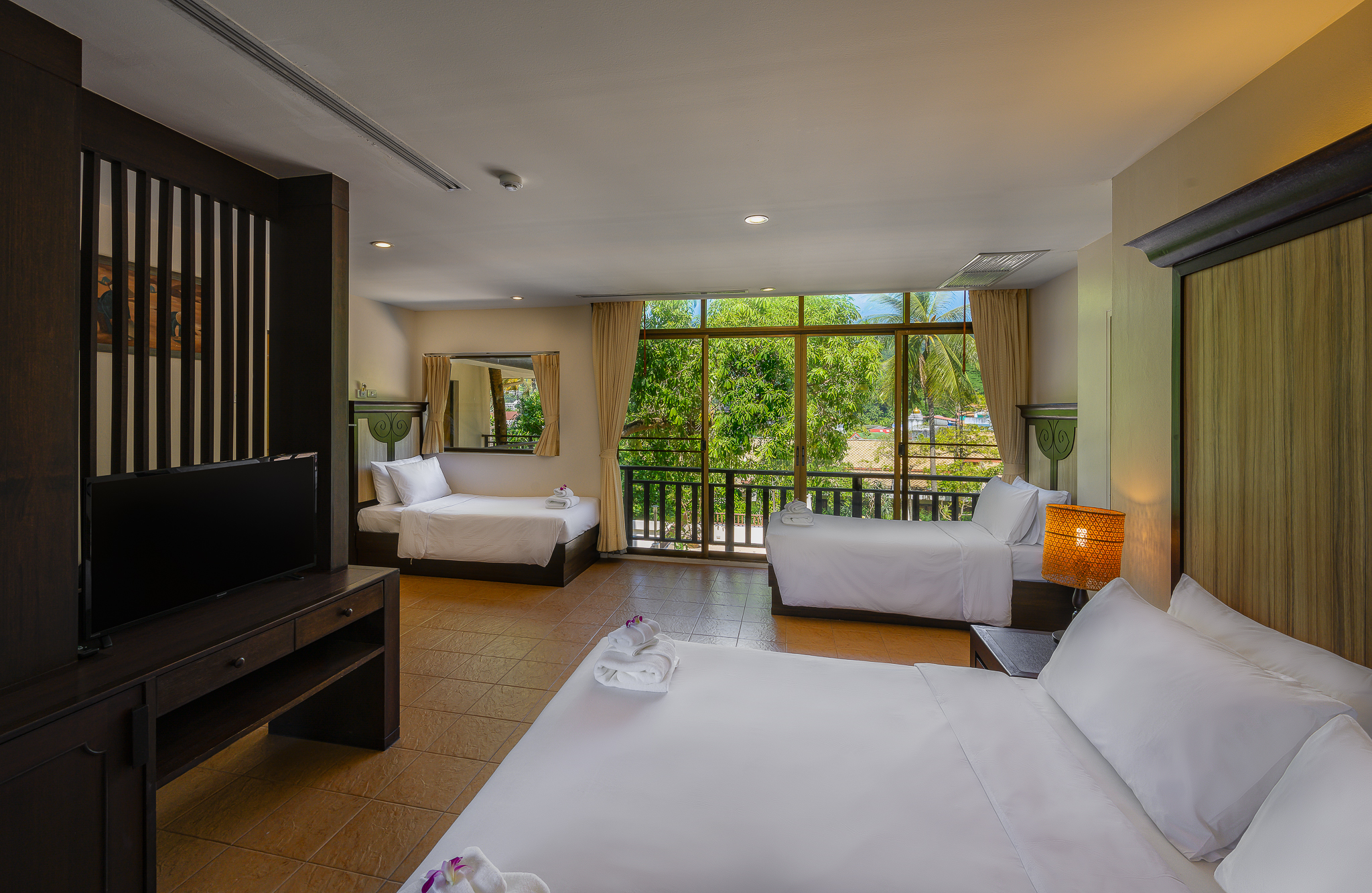 Quadruple Grand Deluxe