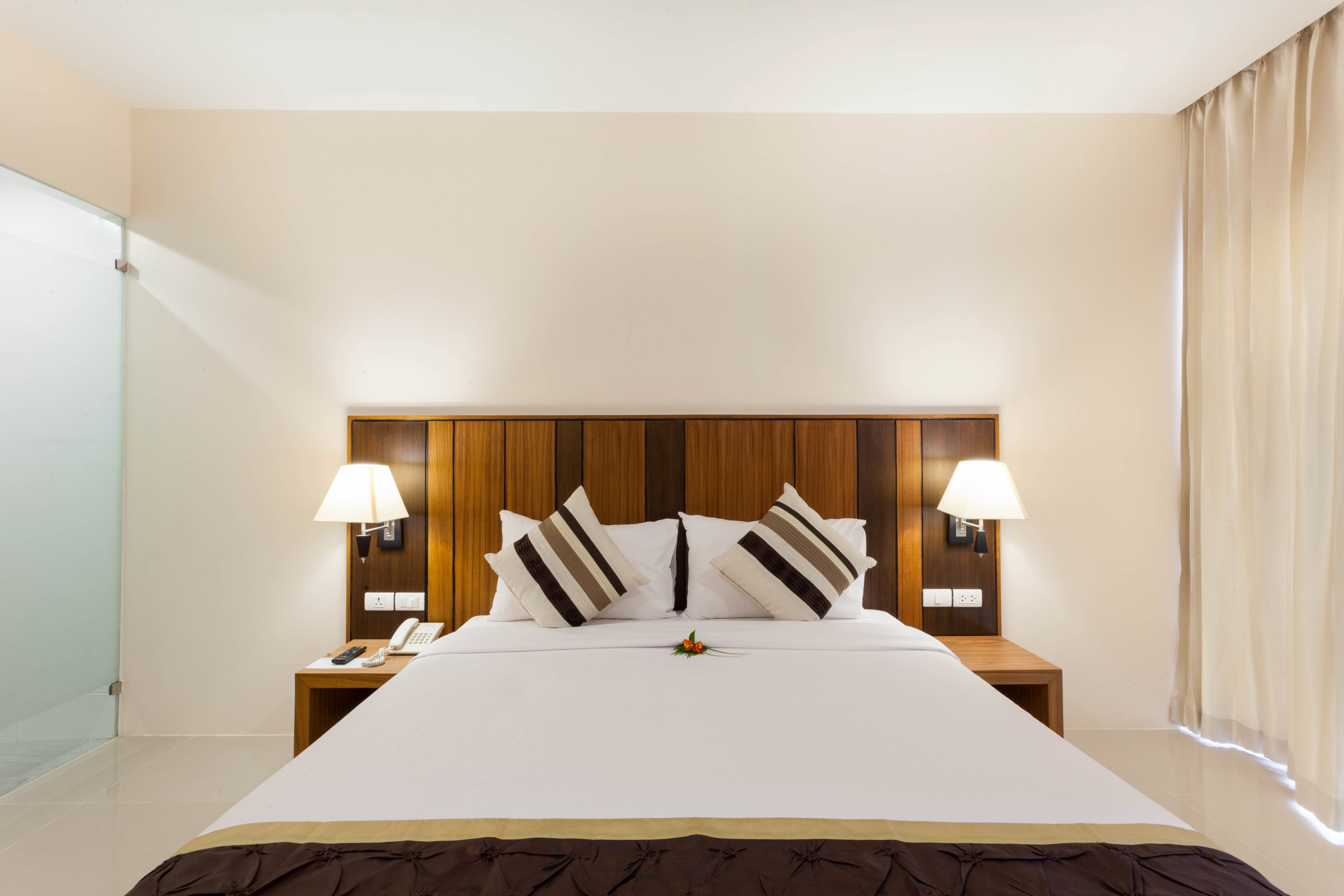 Double or Twin Standard