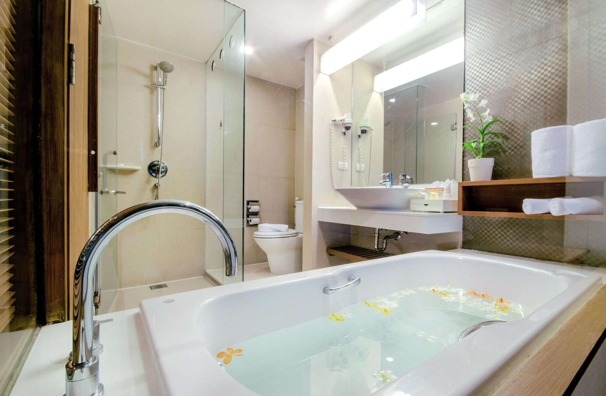 Junior Suite Ocean Front