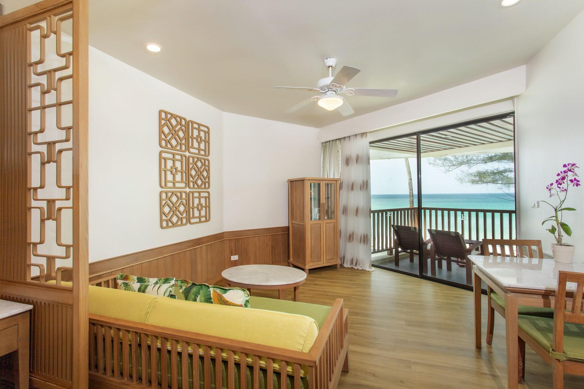 Junior Suite Ocean Front