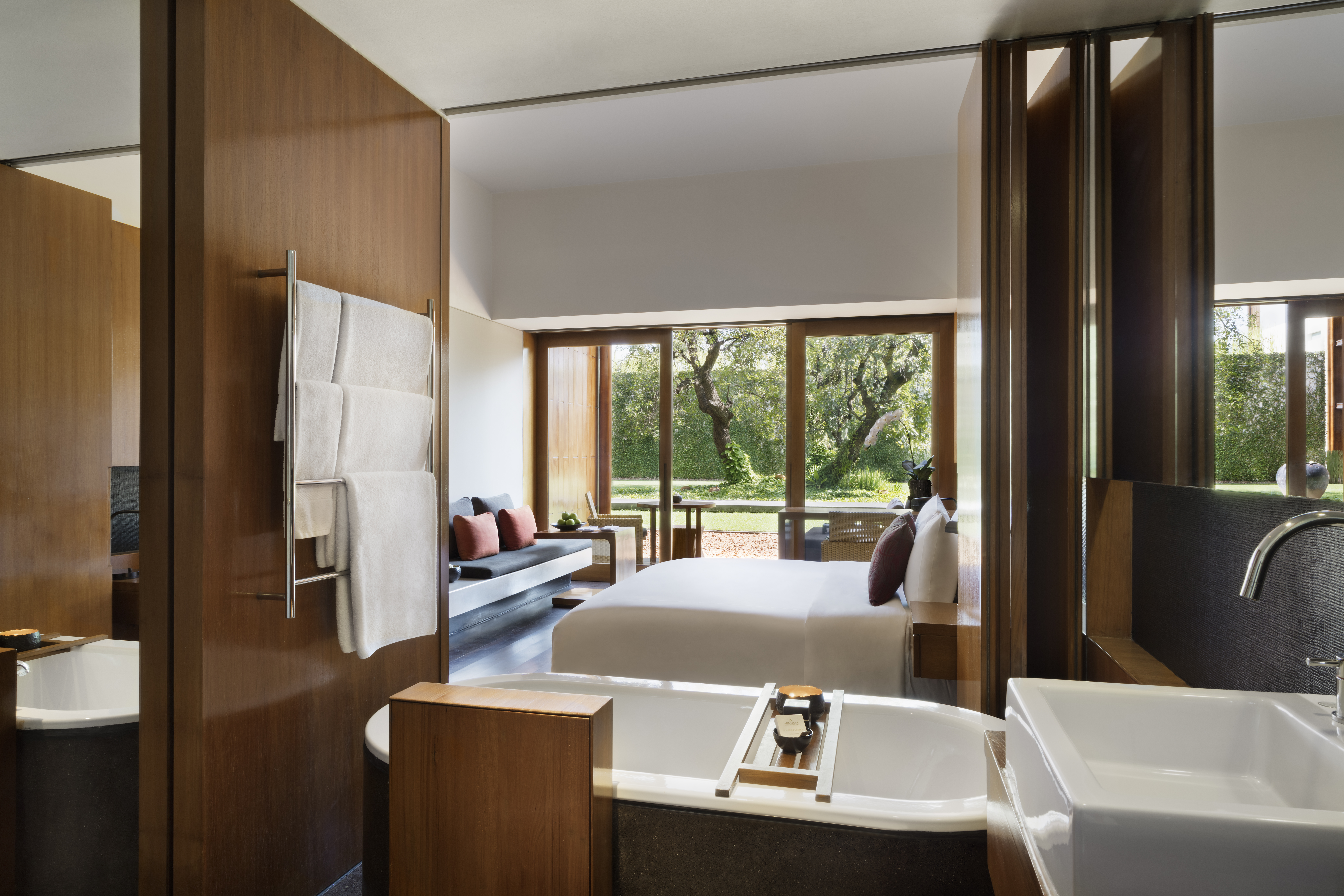 Double or Twin Deluxe