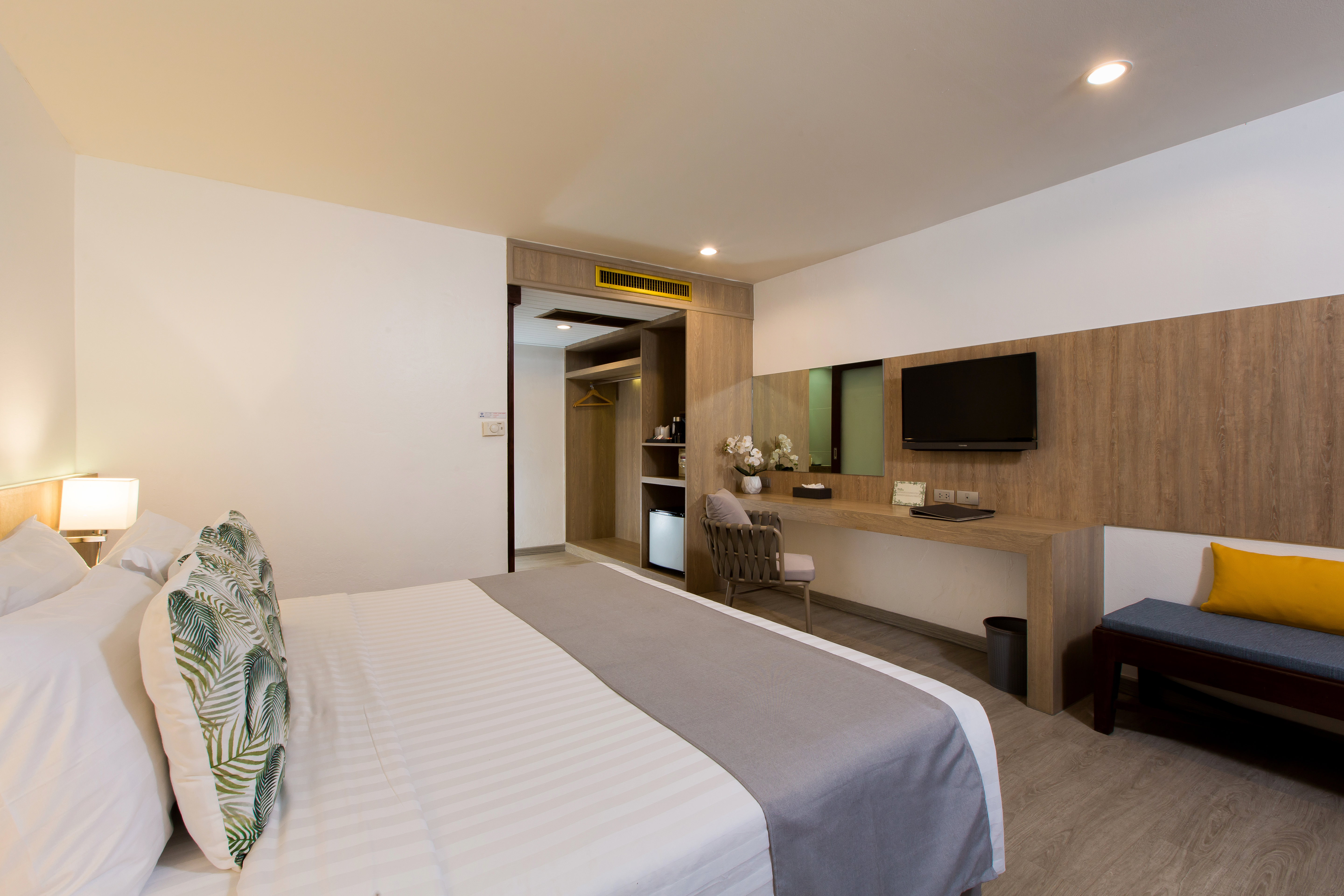 Double Superior Pool View