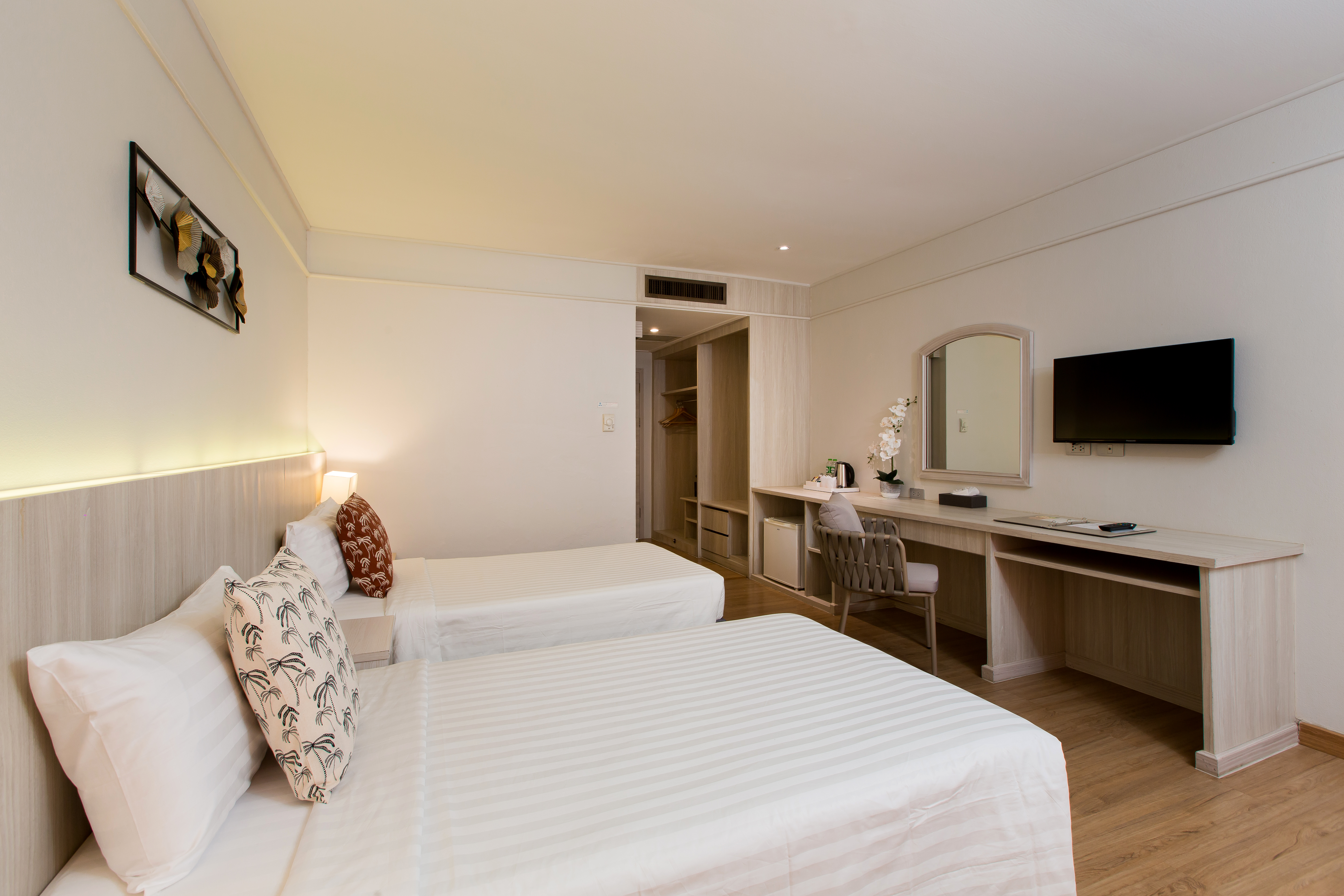 Double or Twin Standard