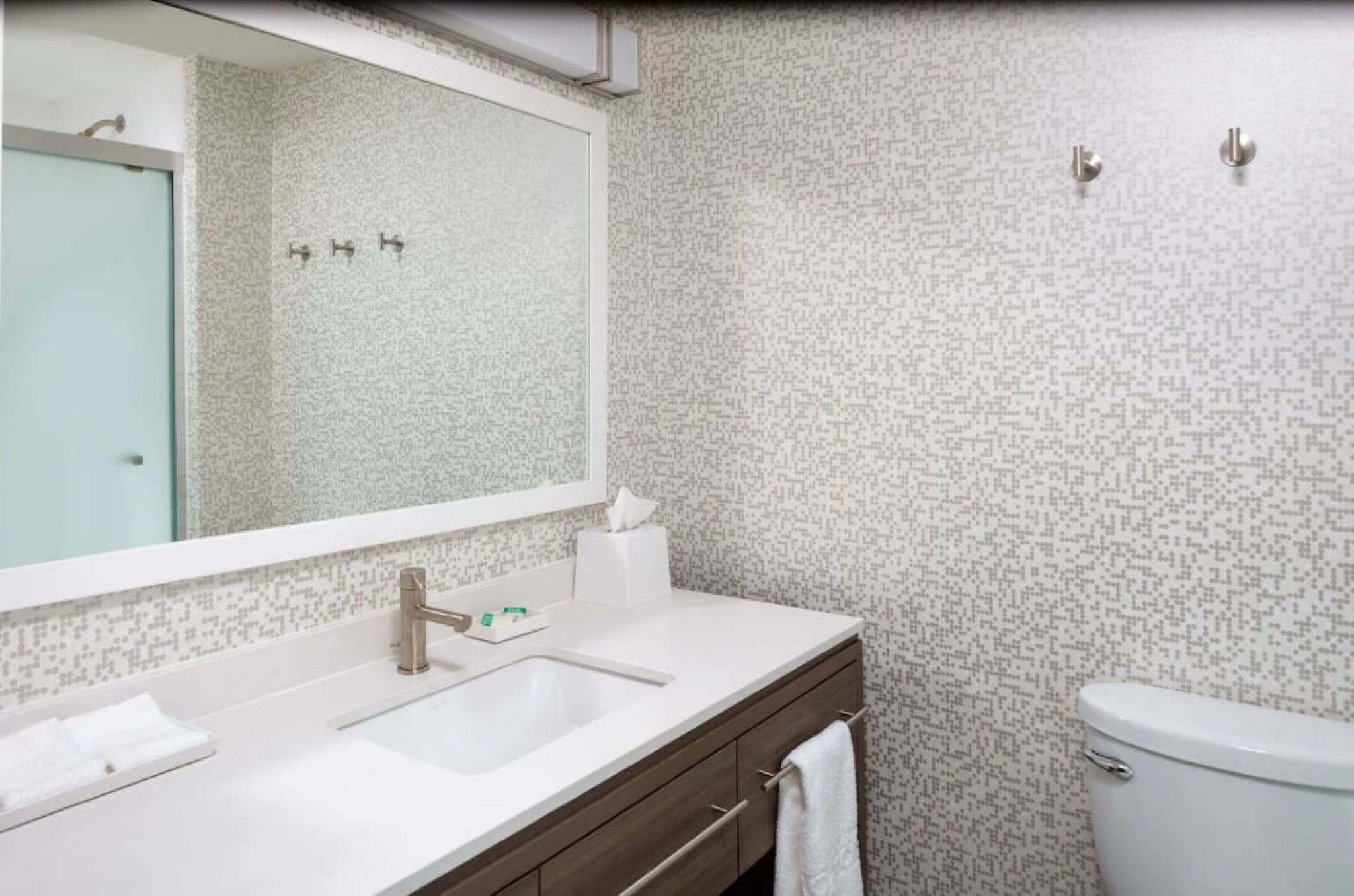 Studio King Size Bed