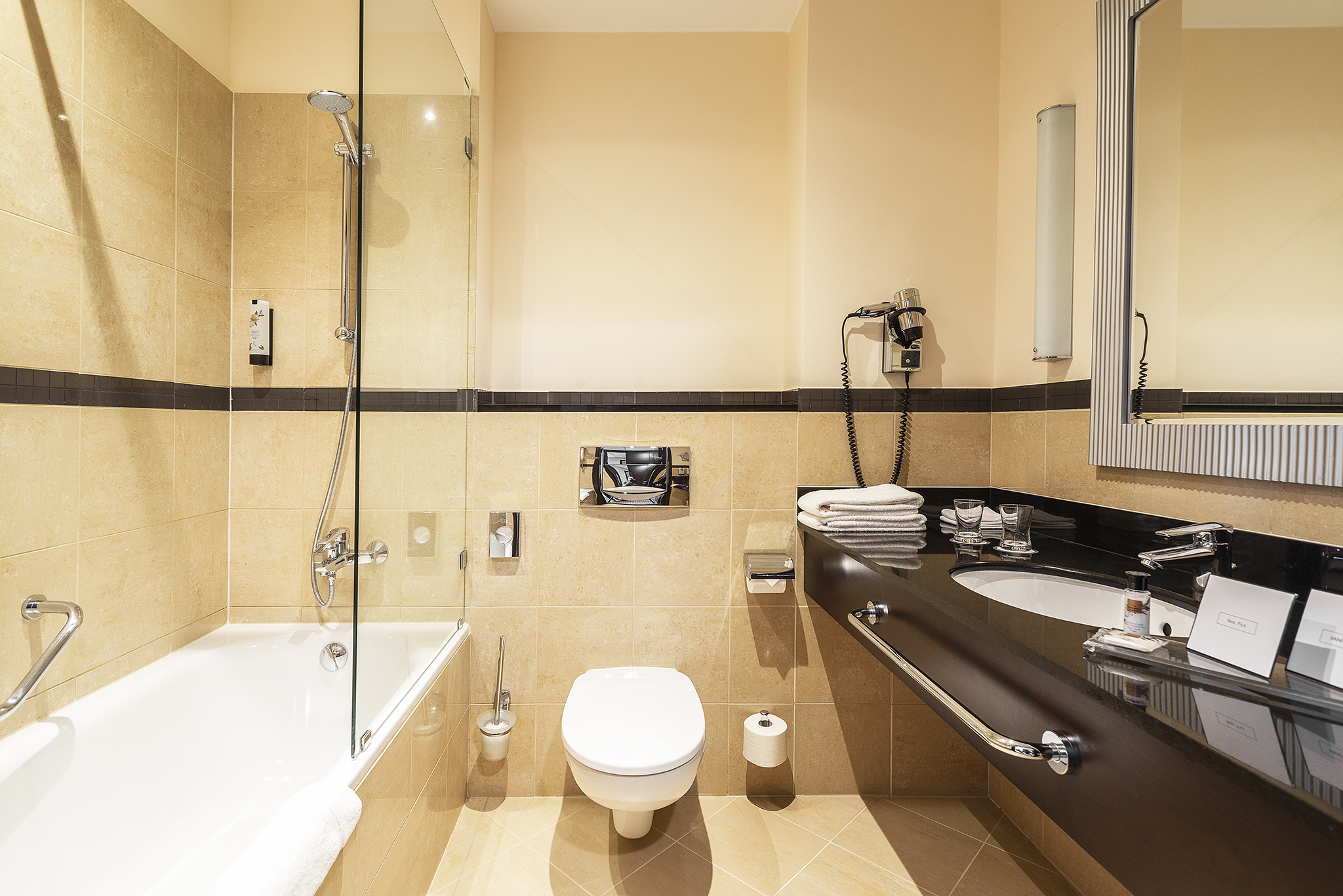 Family Room Capacity 3