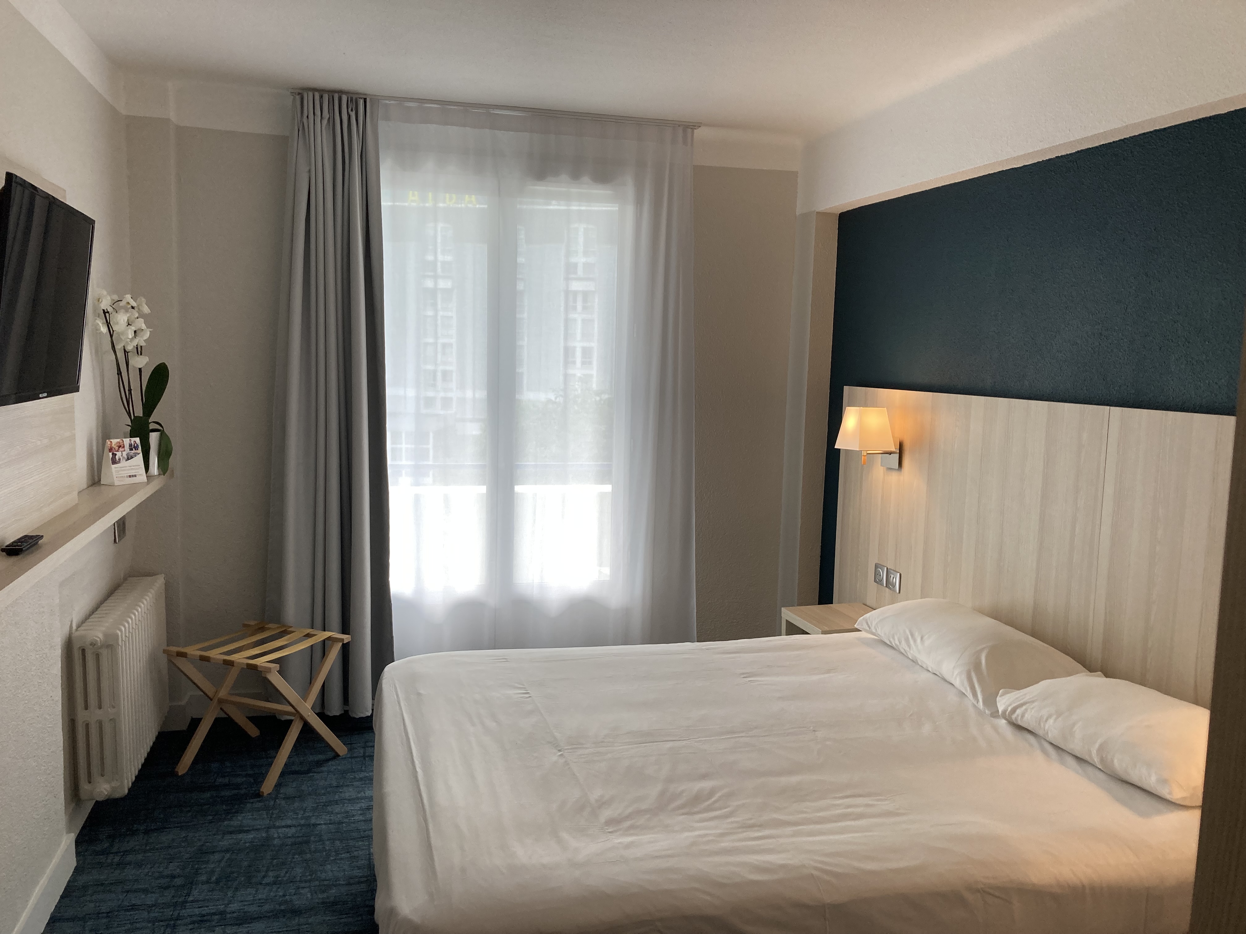 Double or Twin Standard