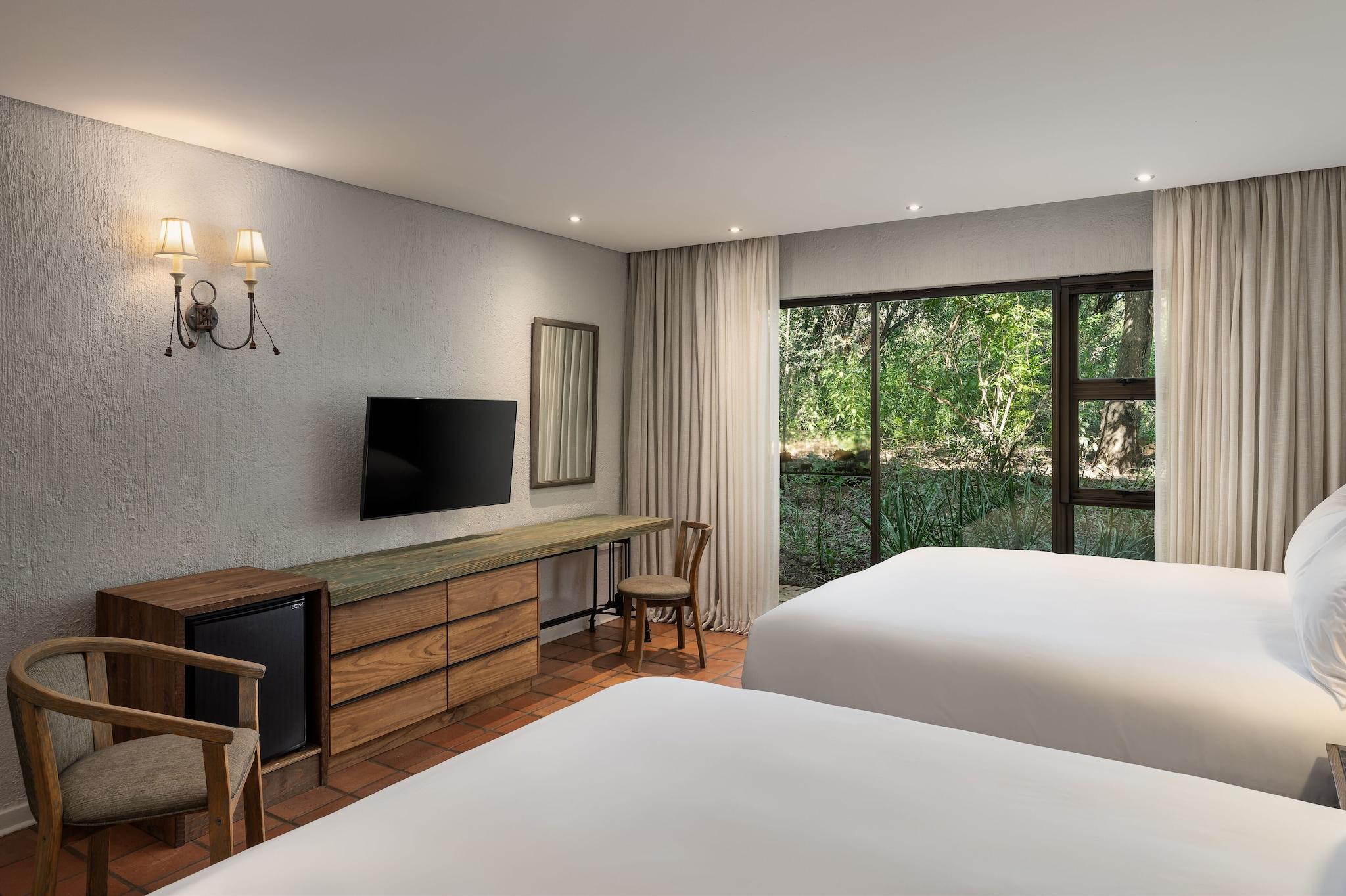 Family Room Two King Beds