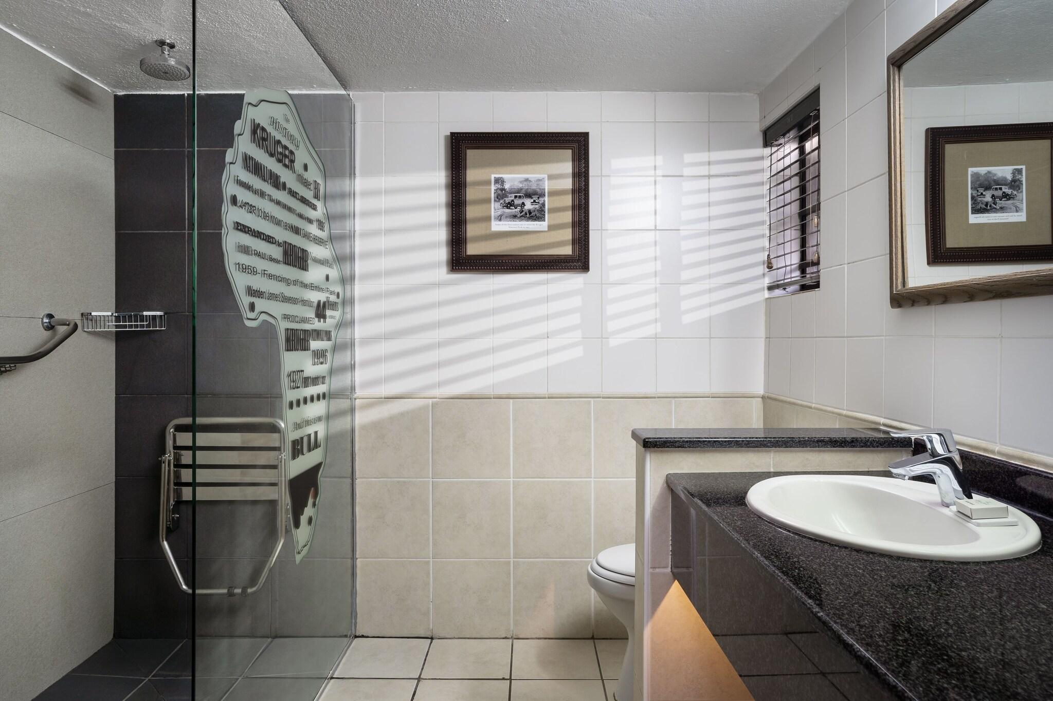 Double Deluxe King Bed