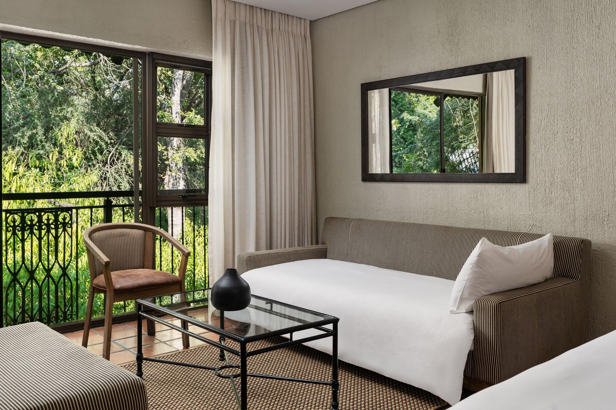 Double Deluxe King Bed