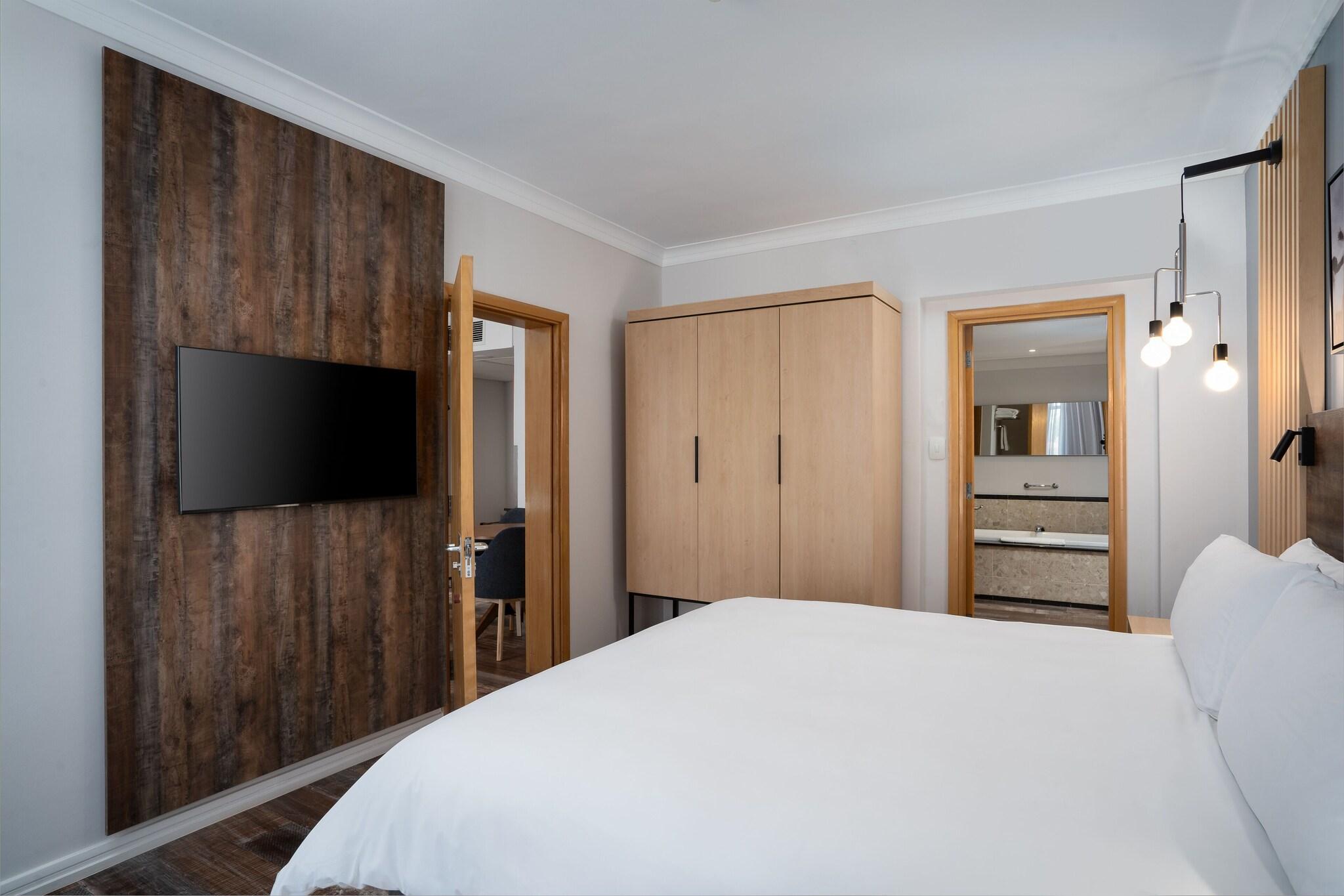 Double King Size Bed