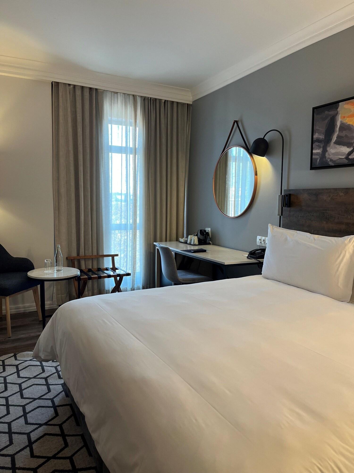 Double King Size Bed