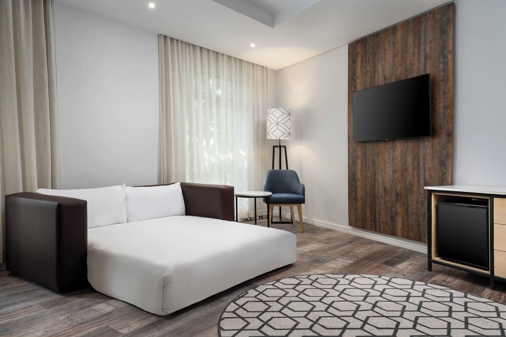 Double King Size Bed