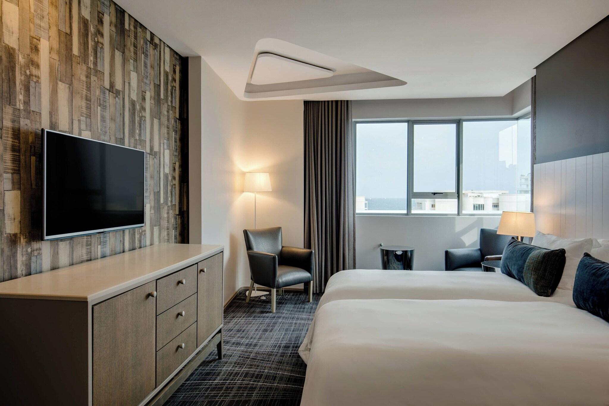 Double King Bed Non Smoking