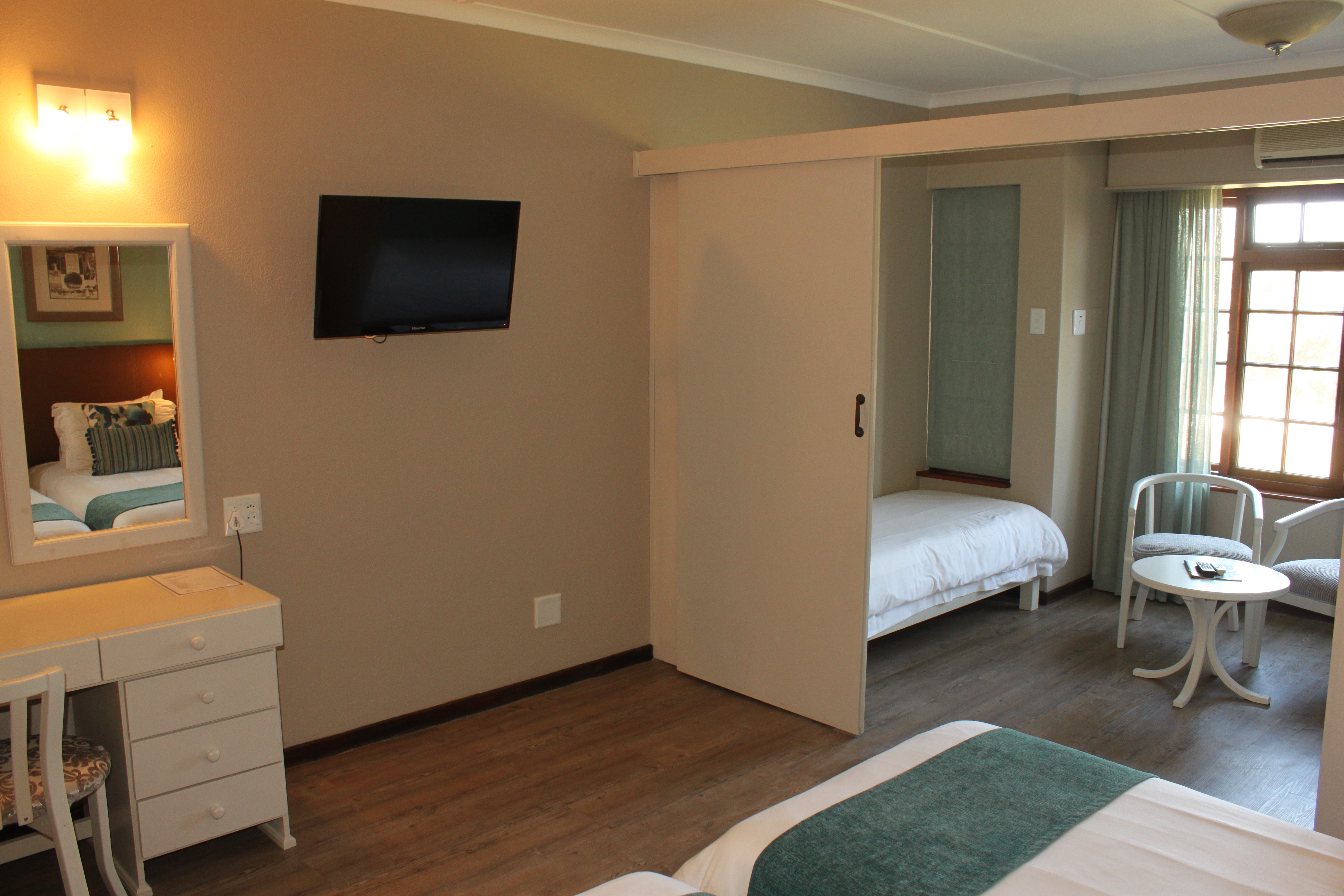 Family Room Deluxe Two Beds