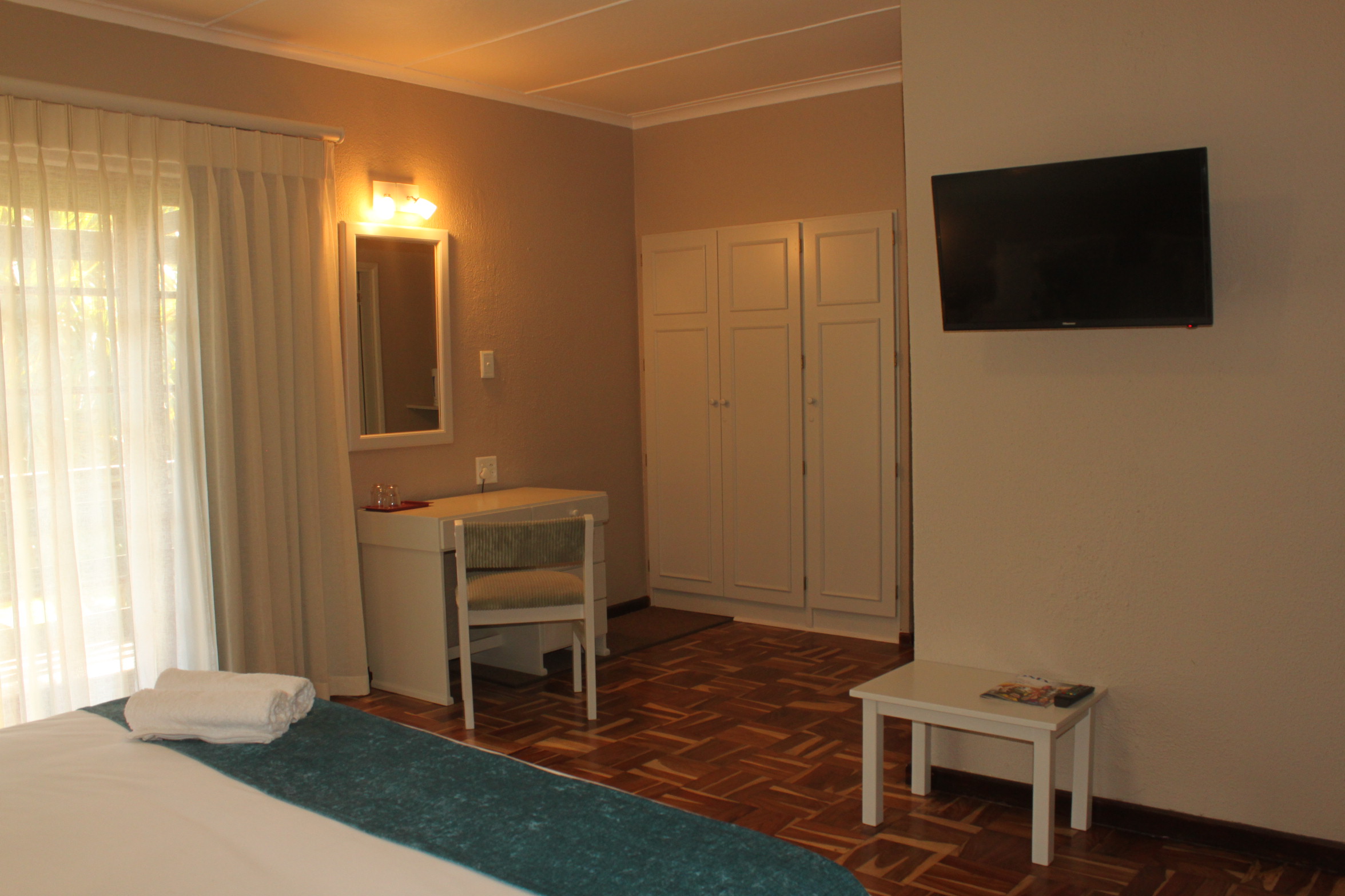 Double Classic King Bed