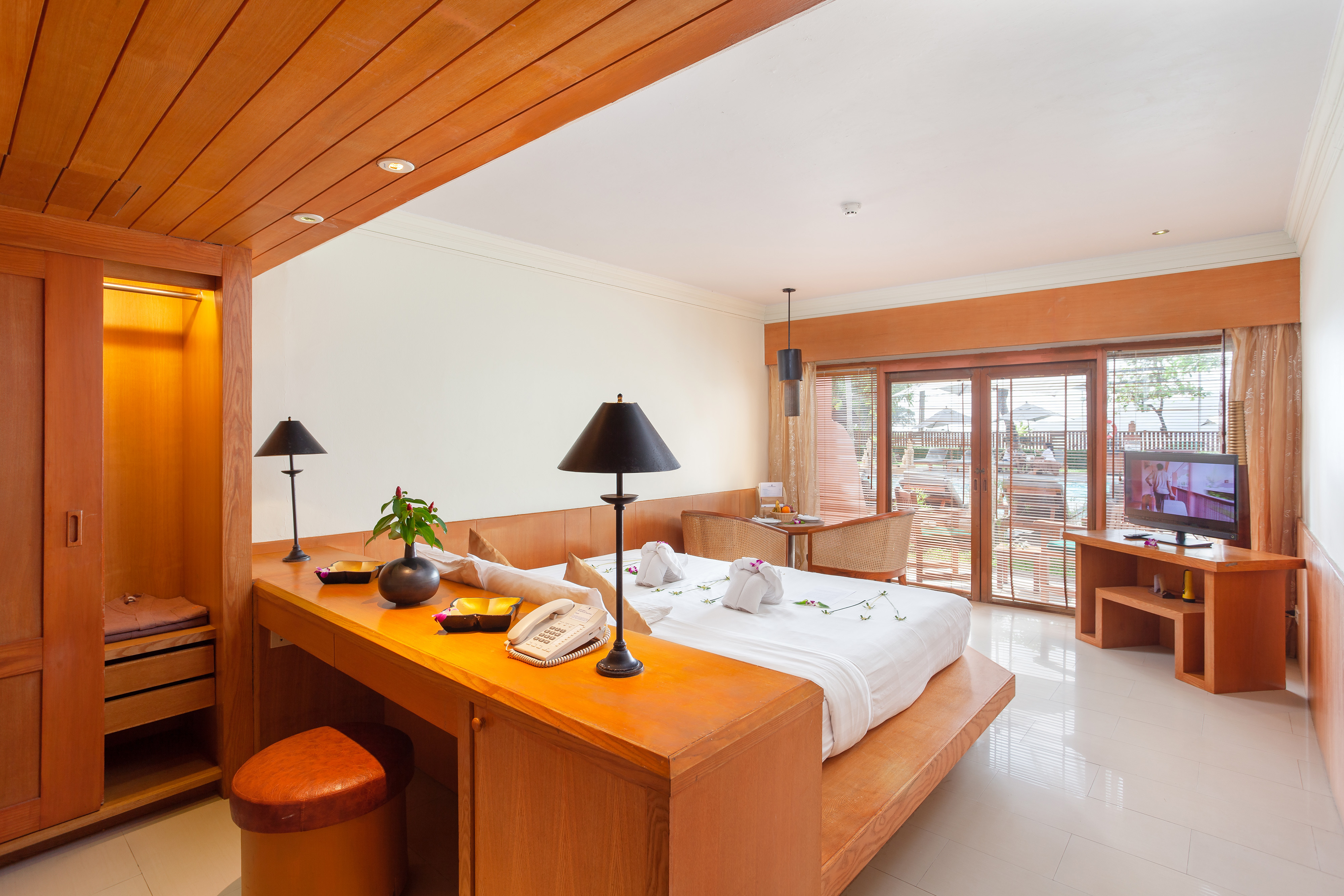 Double or Twin Deluxe