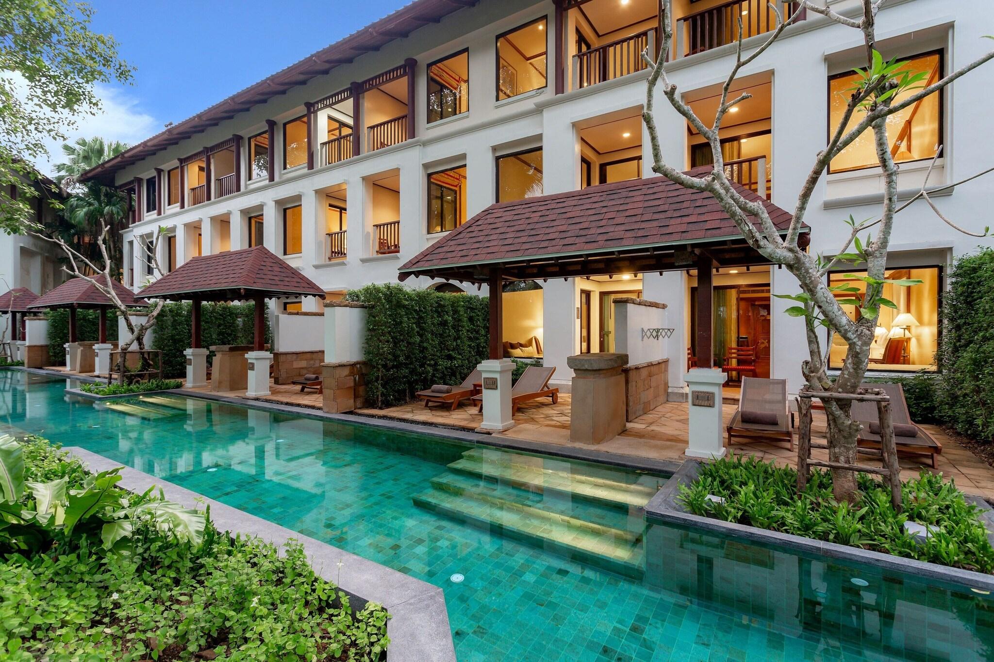 Quadruple Pool View Two Double Beds