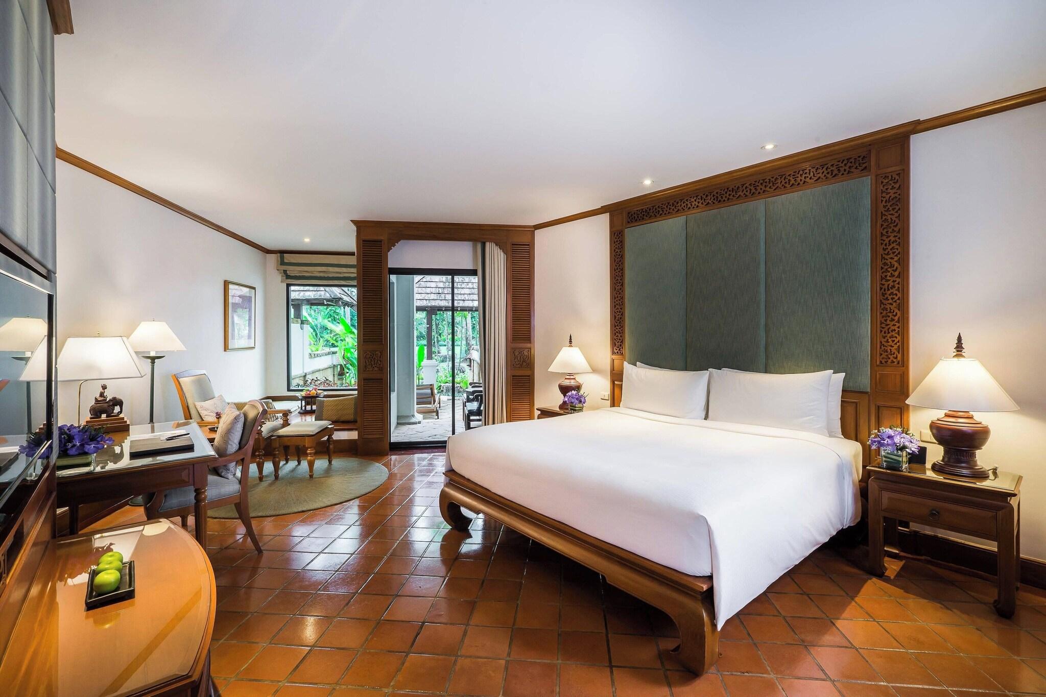 Double King Size Bed