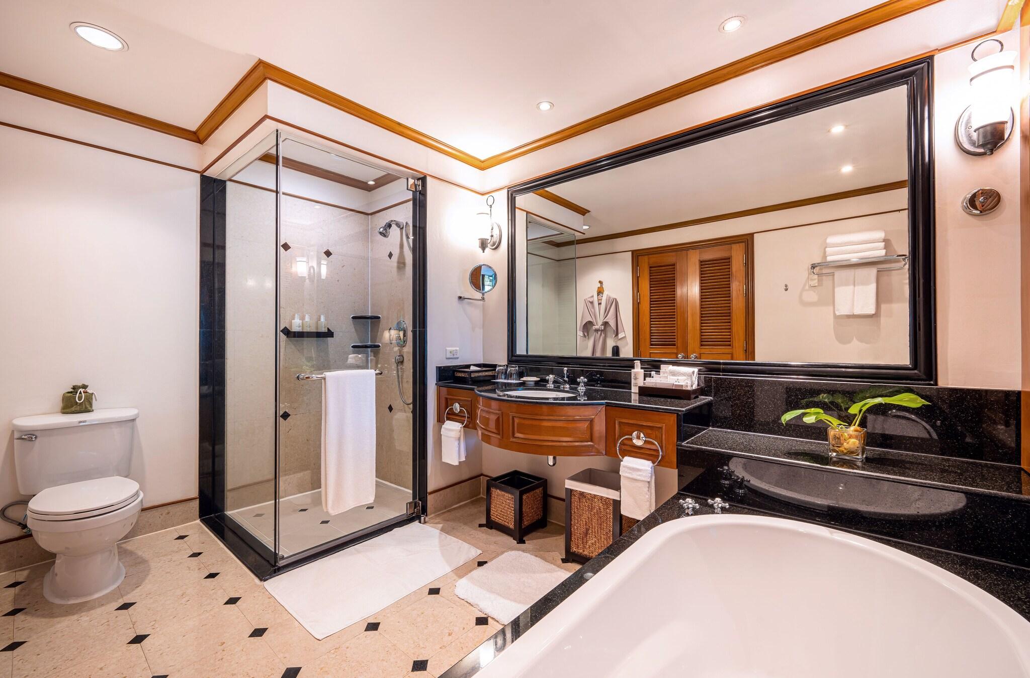 Family Room Garden View King Bed