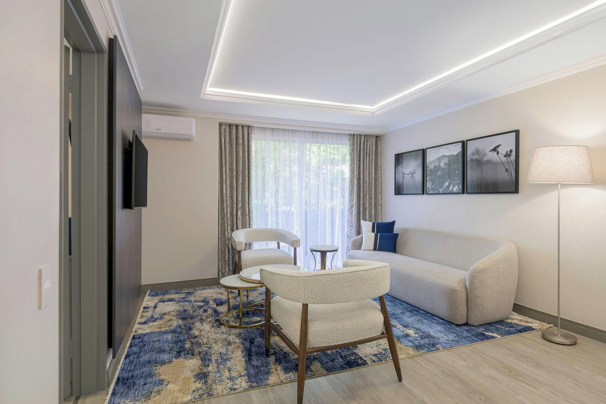 Suite King Bed One Bedroom 