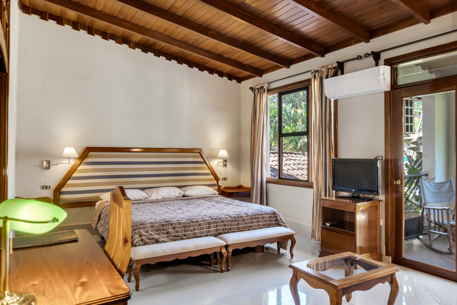 Junior Suite Capacity 1