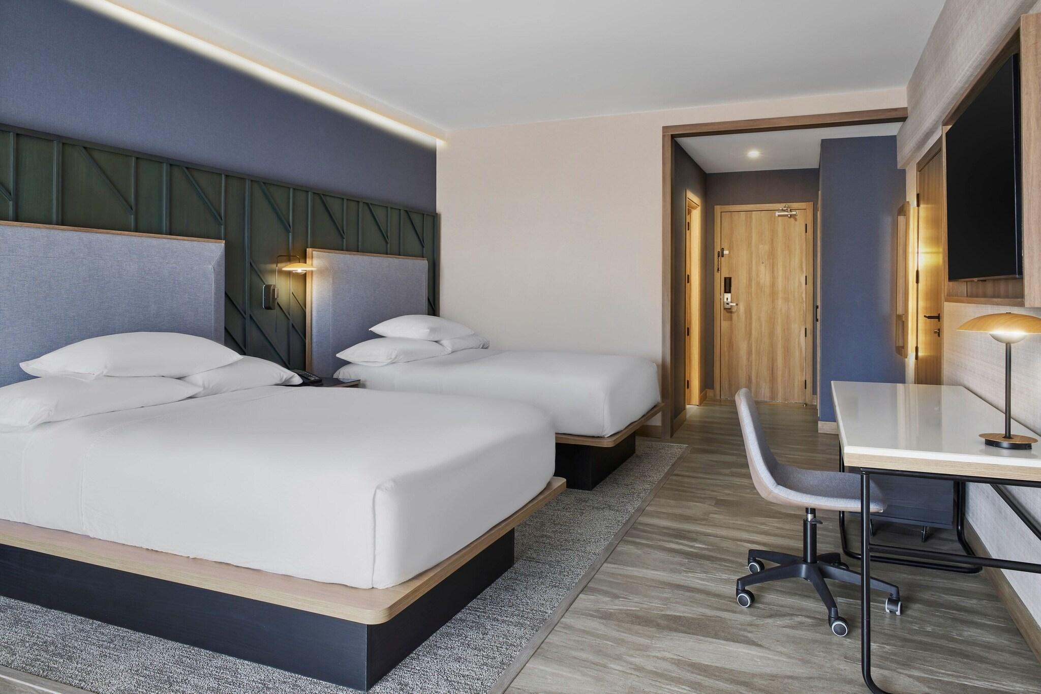 Quadruple Two Queen Beds