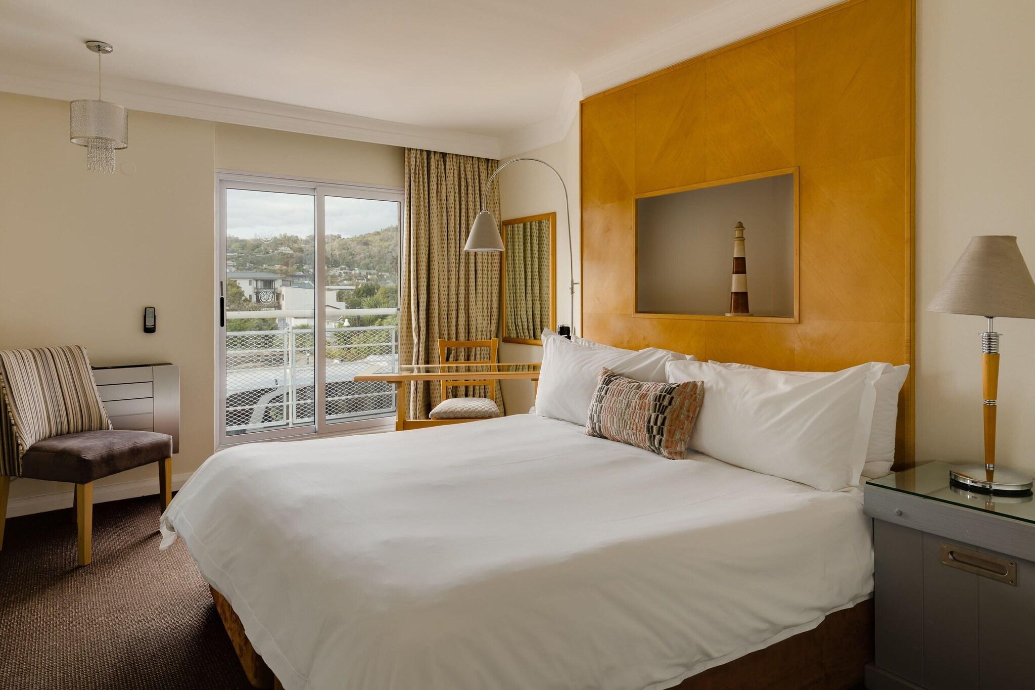 Double City View King Bed