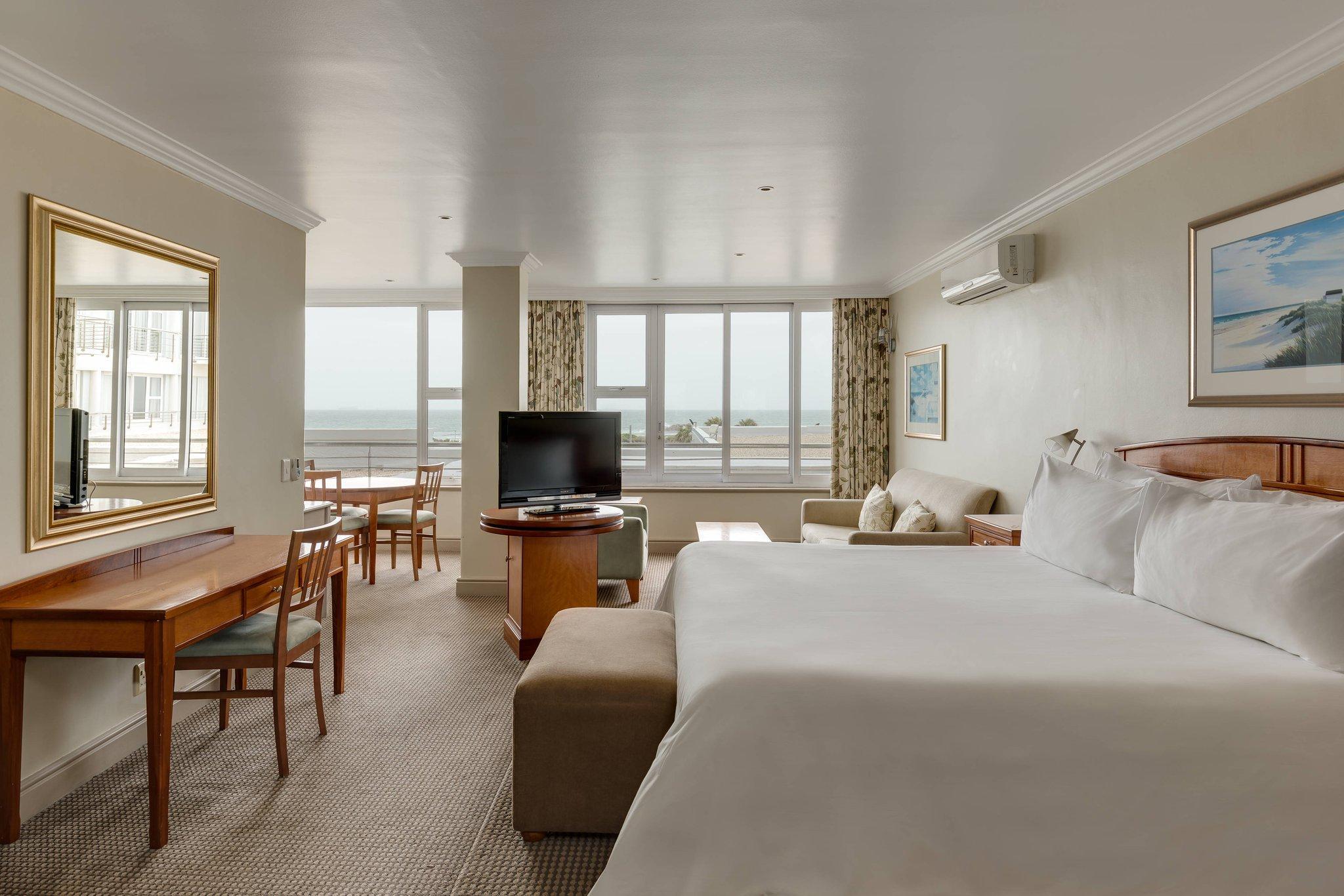 Suite Sea View King Bed