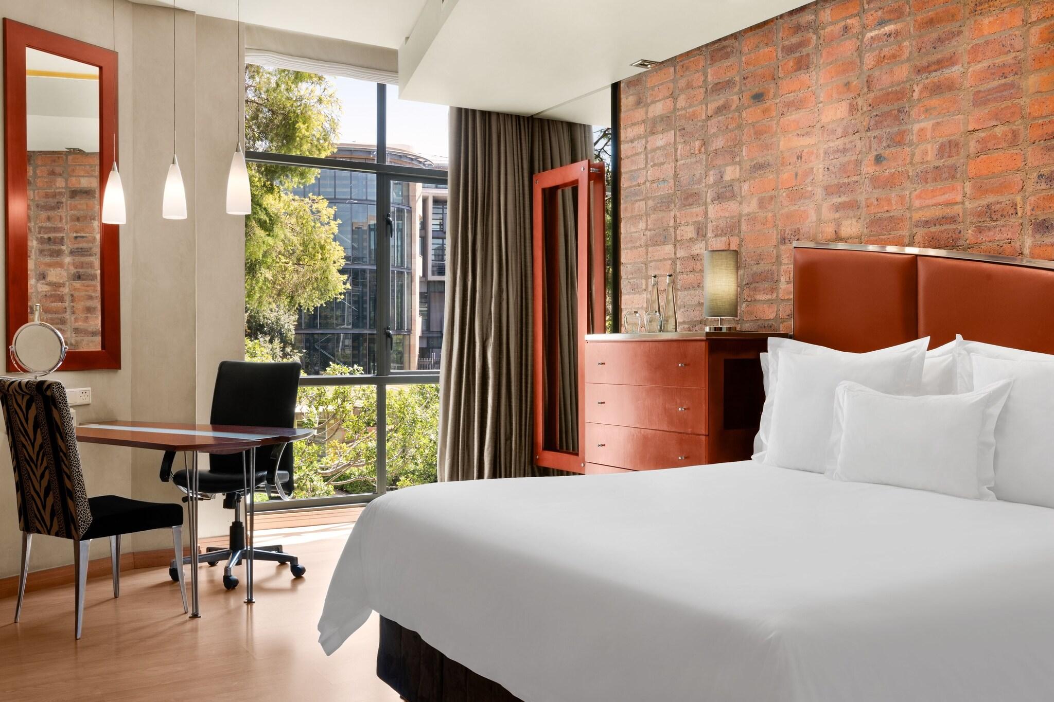Double Queen Size Bed