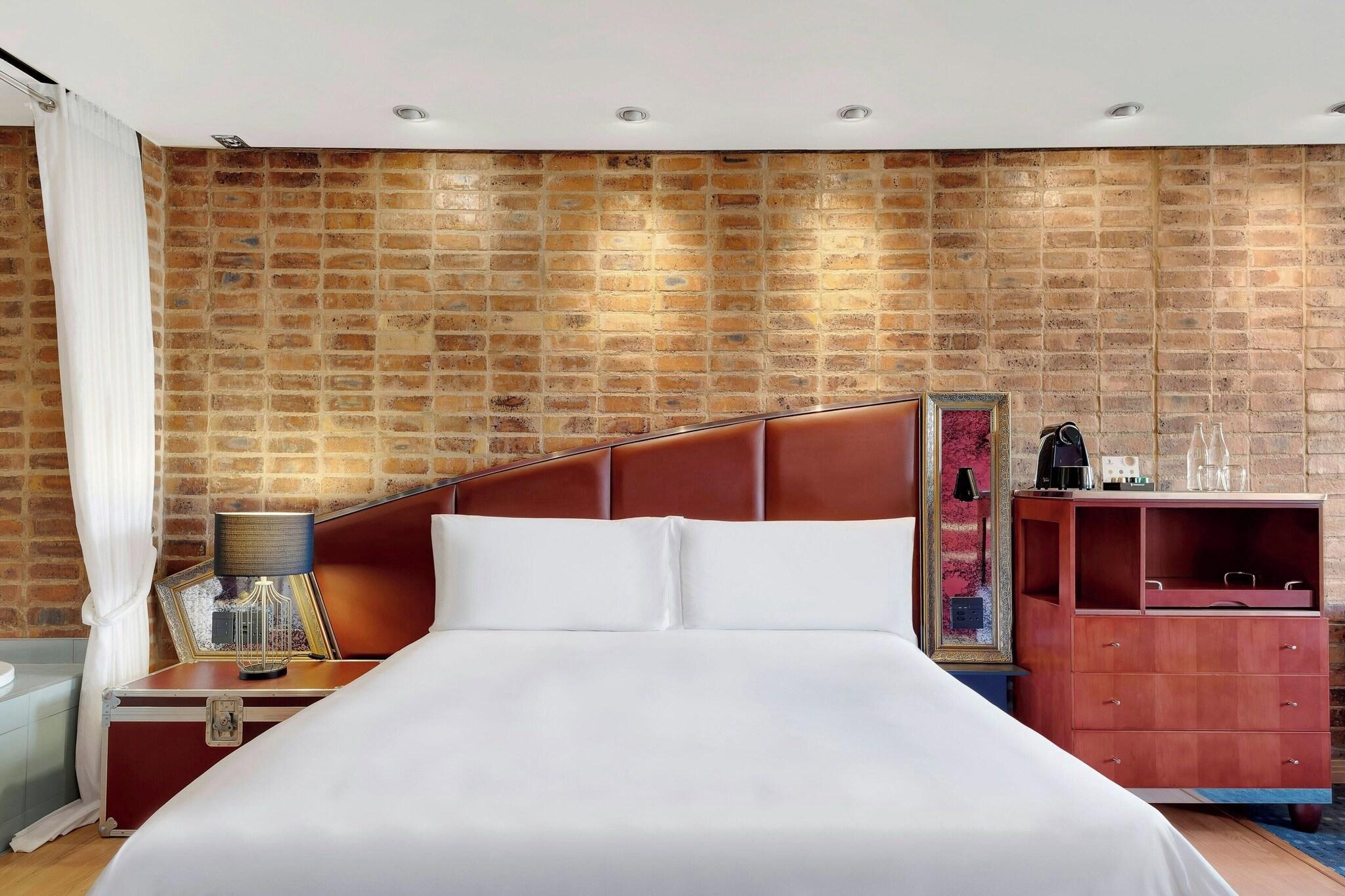 Double Executive King Bed