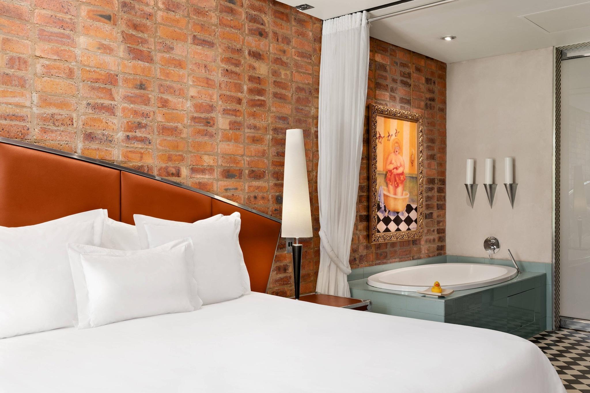 Double King Bed Non Smoking